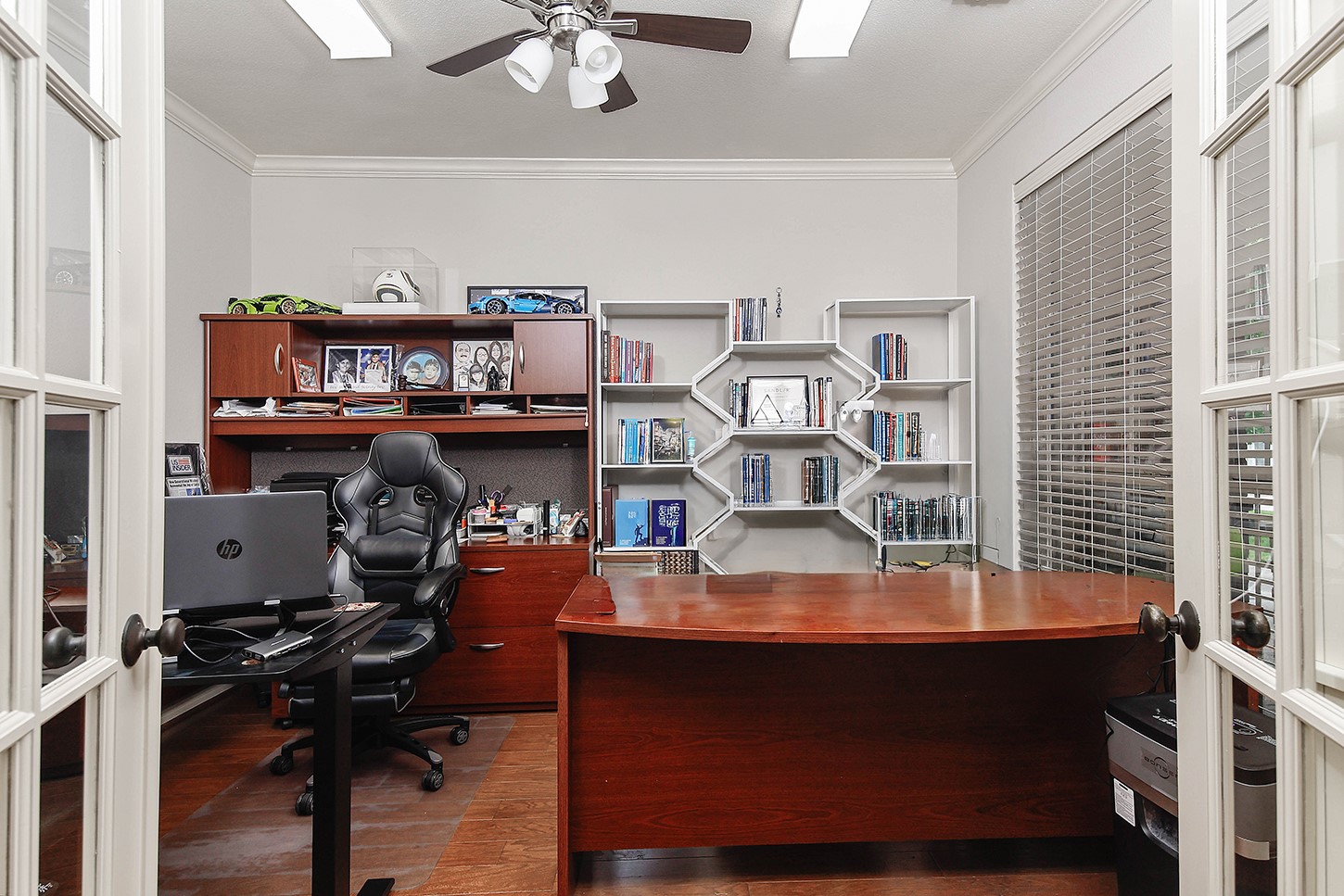 Listing photo 5