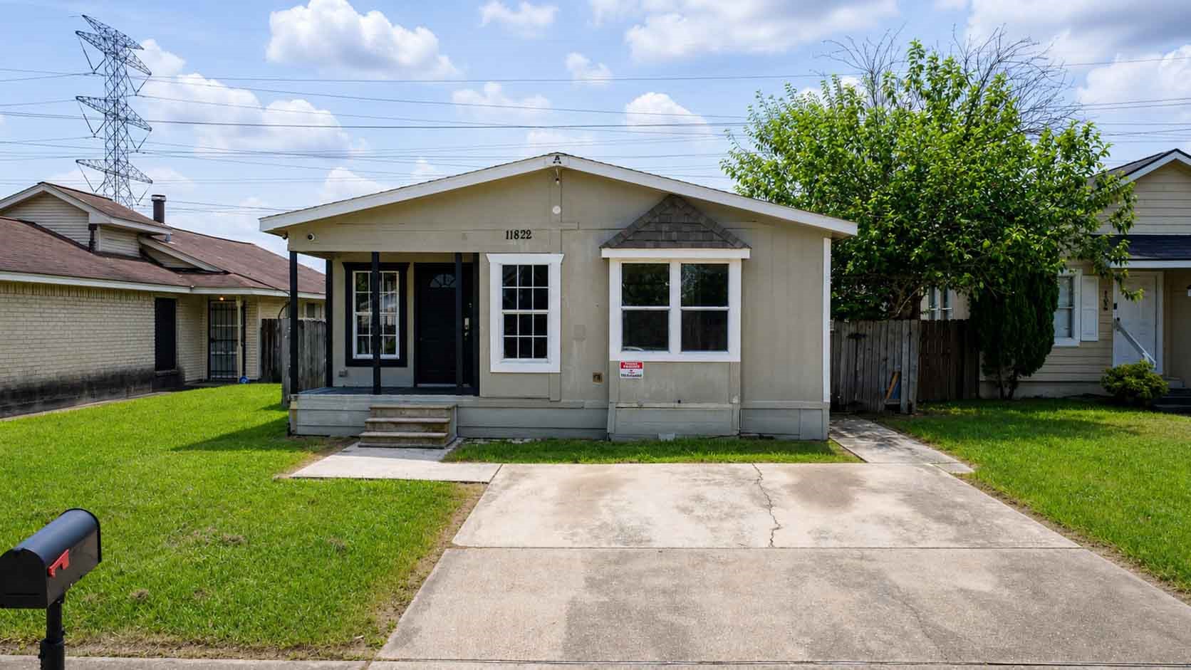 Listing photo 2