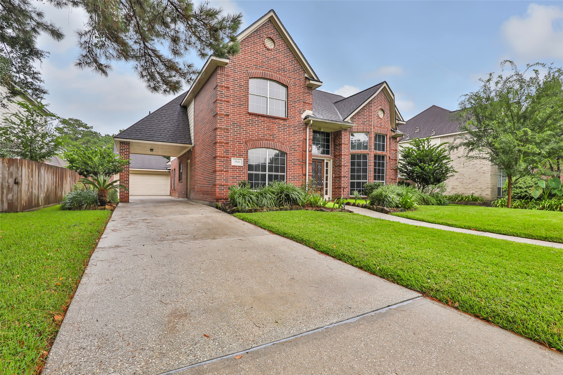 Listing photo 1