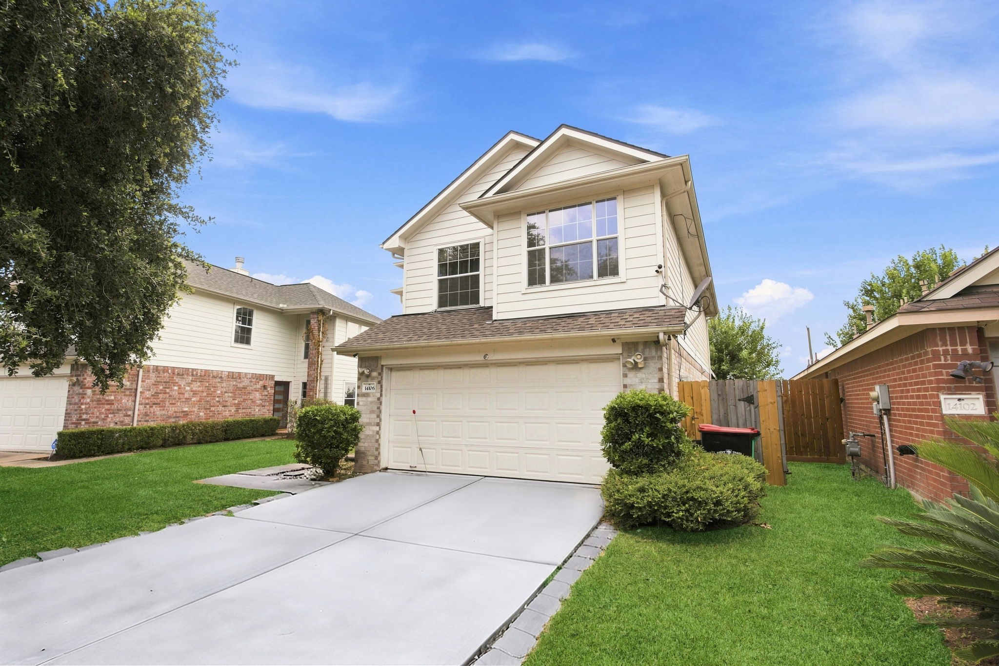 Listing photo 3
