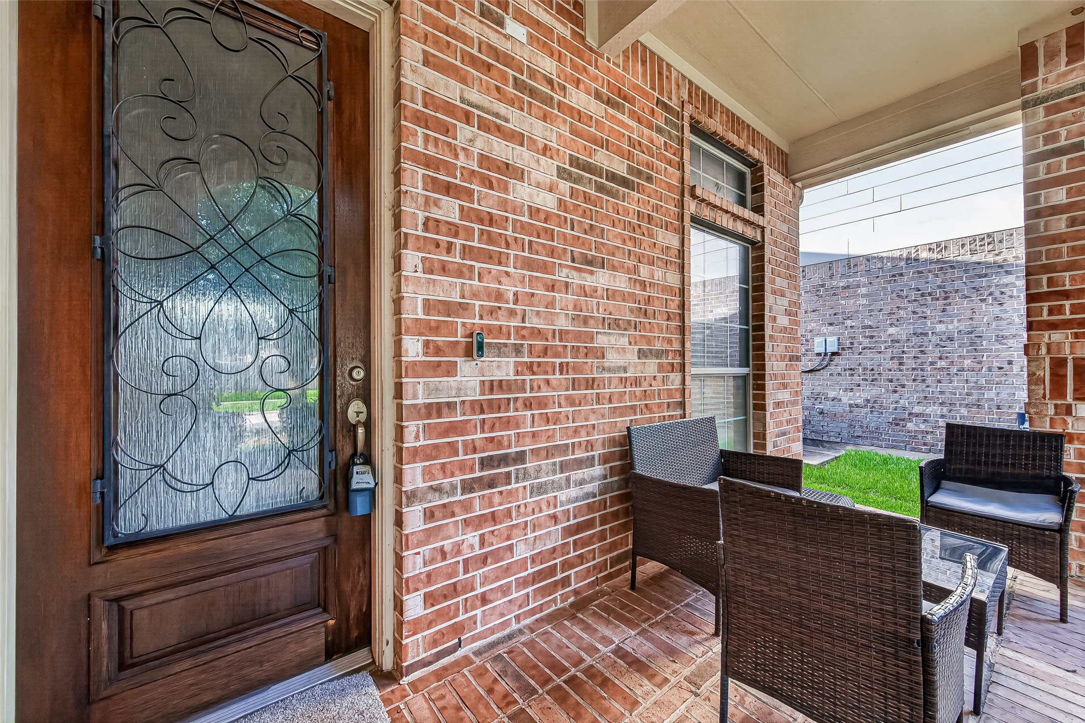 Listing photo 4
