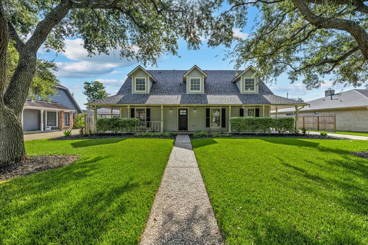 Listing photo 1