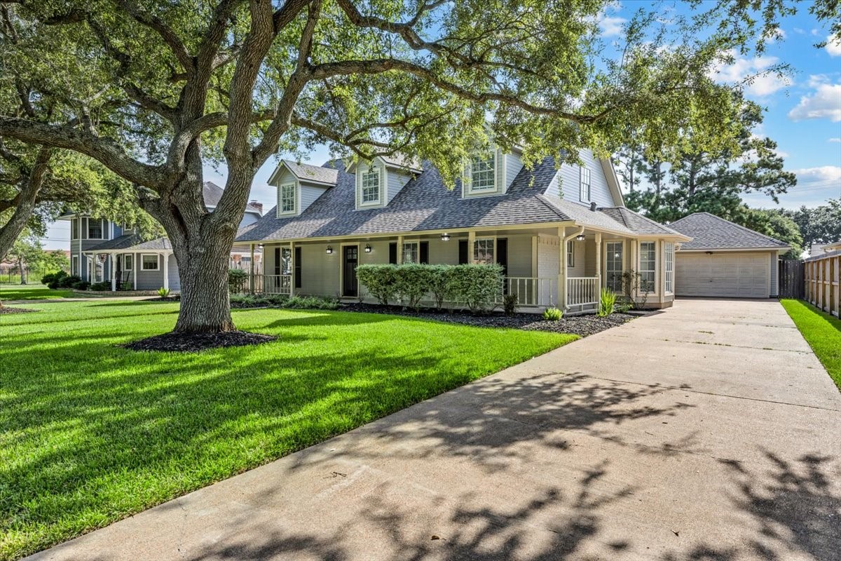Listing photo 1