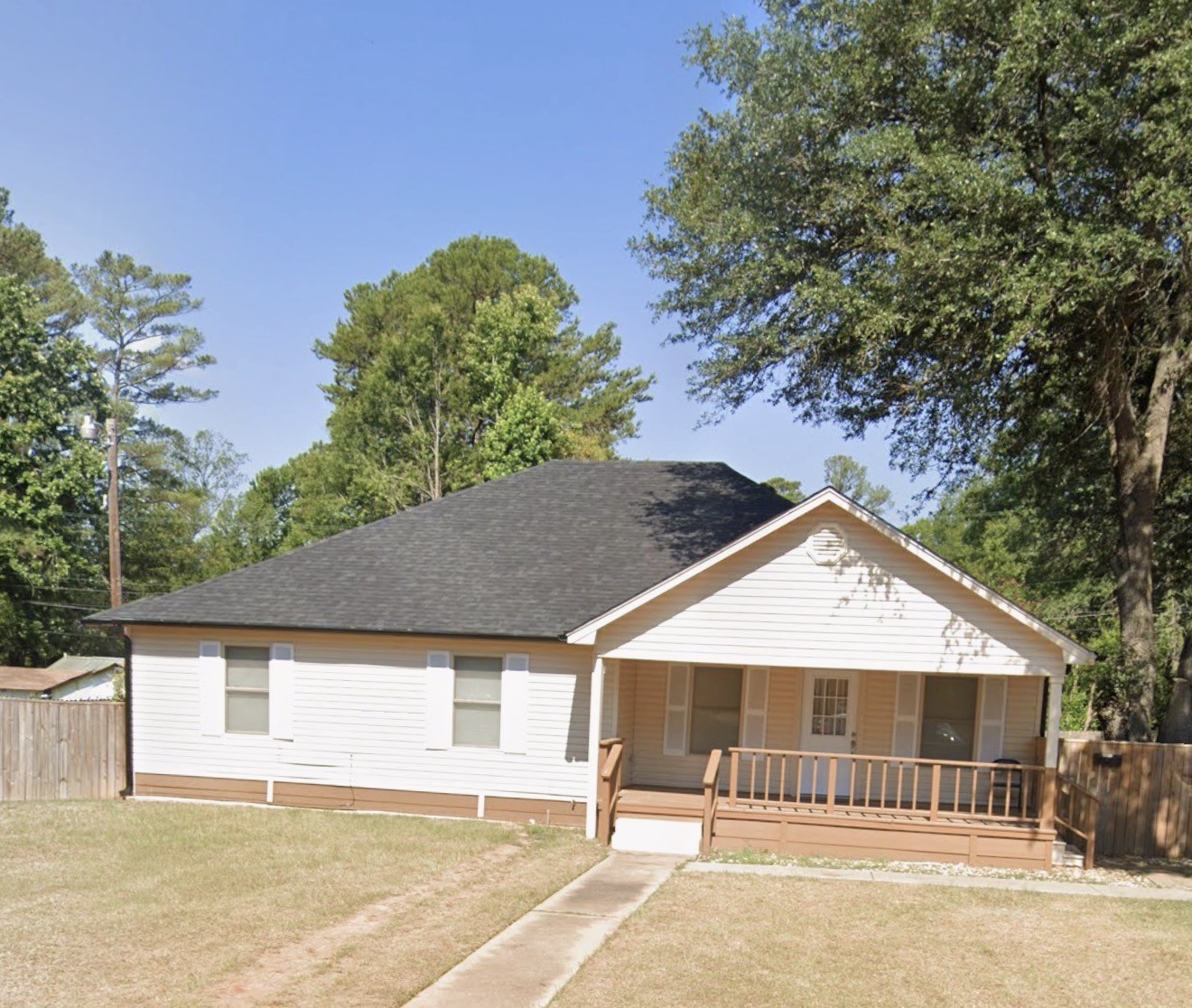 Listing photo 2