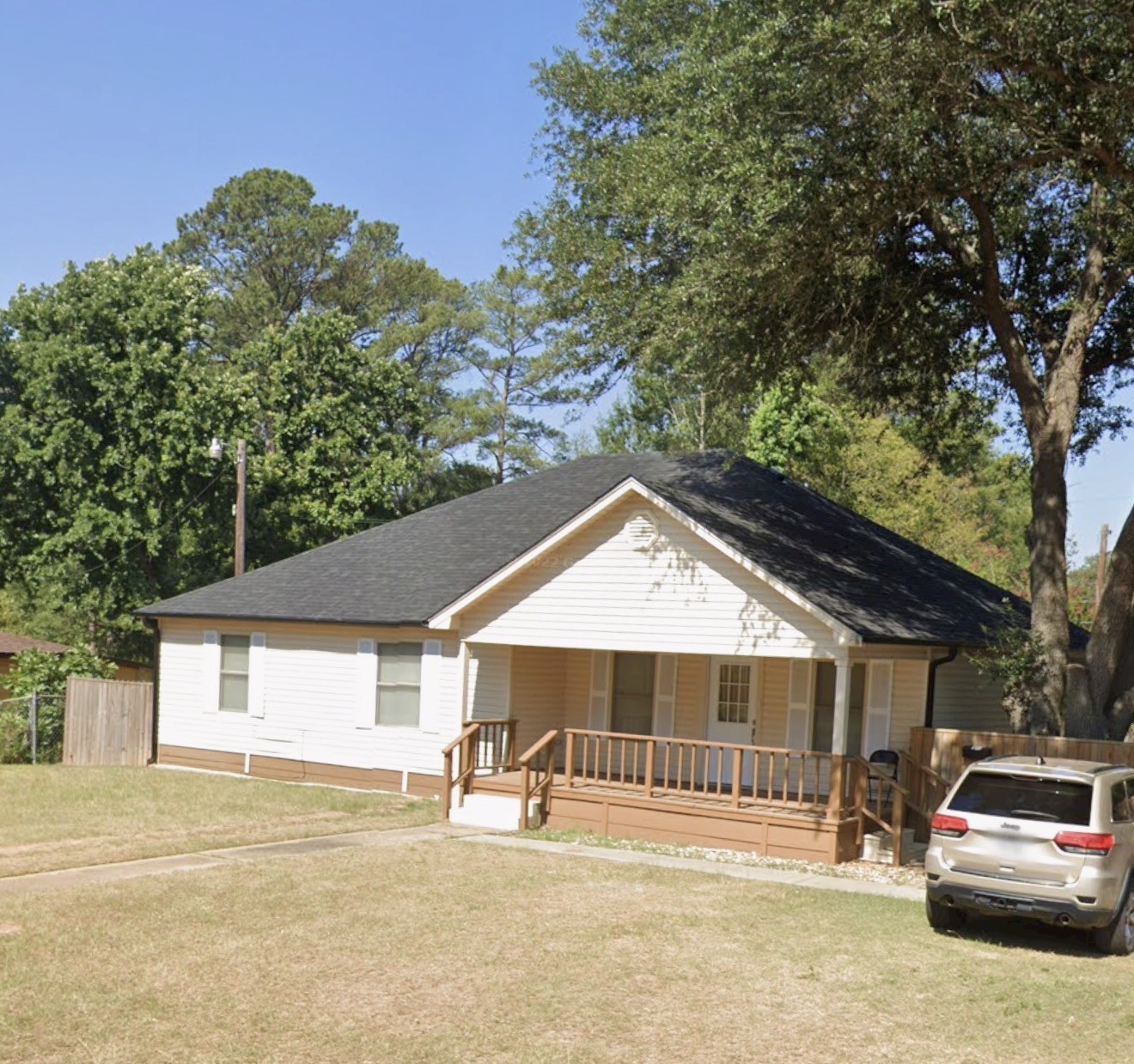 Listing photo 3