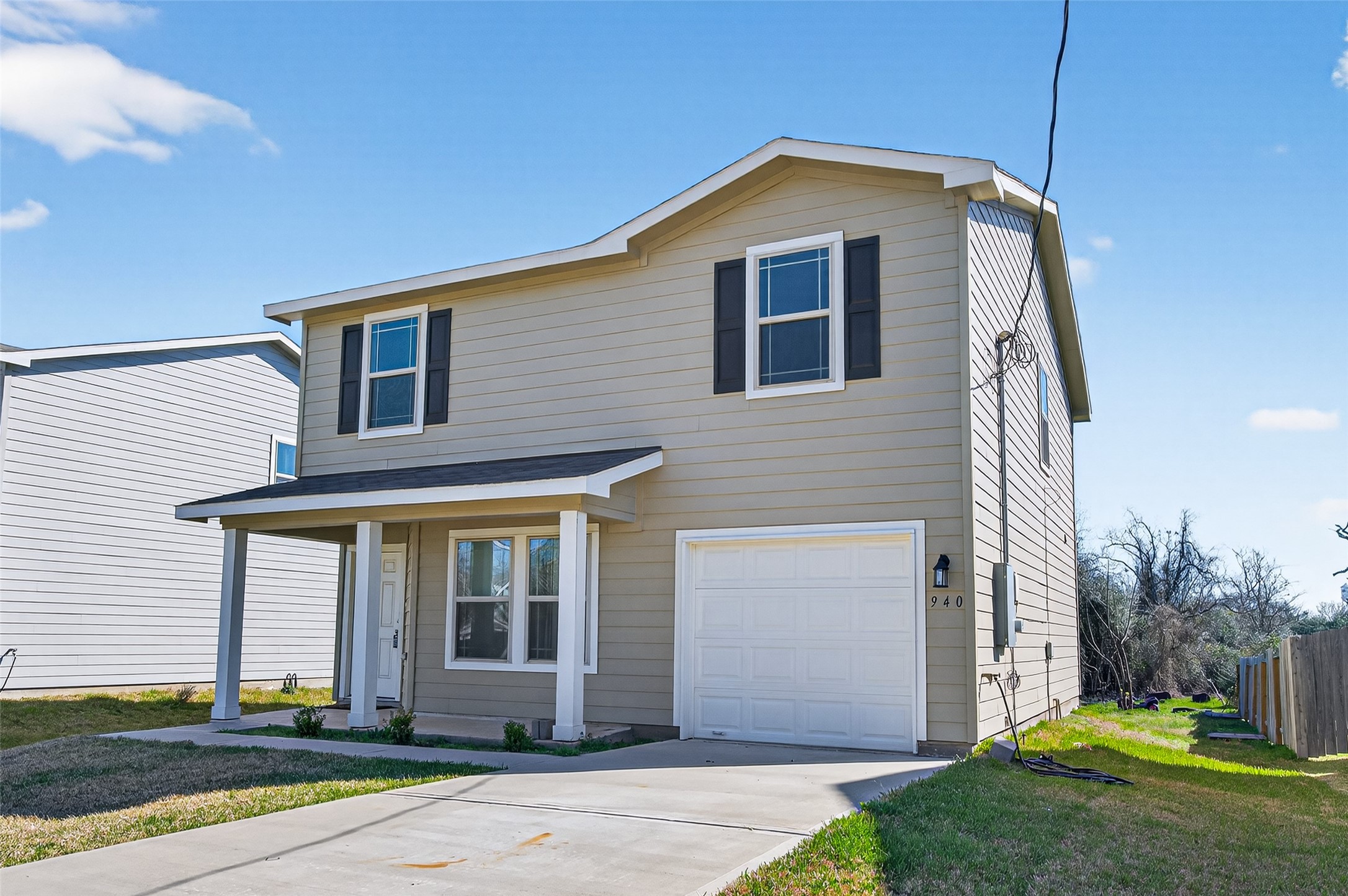Listing photo 1