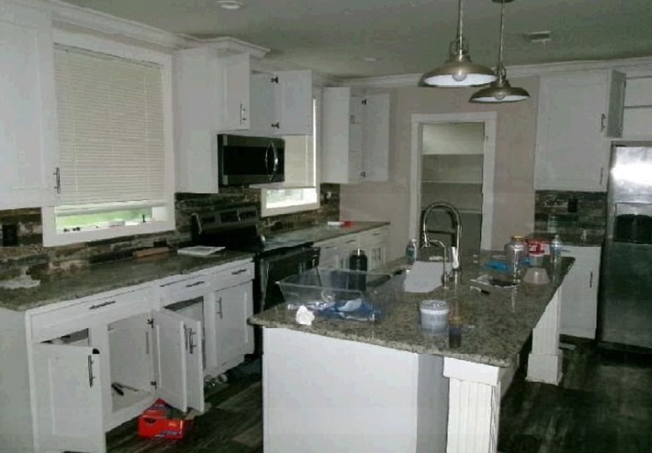 Listing photo 5