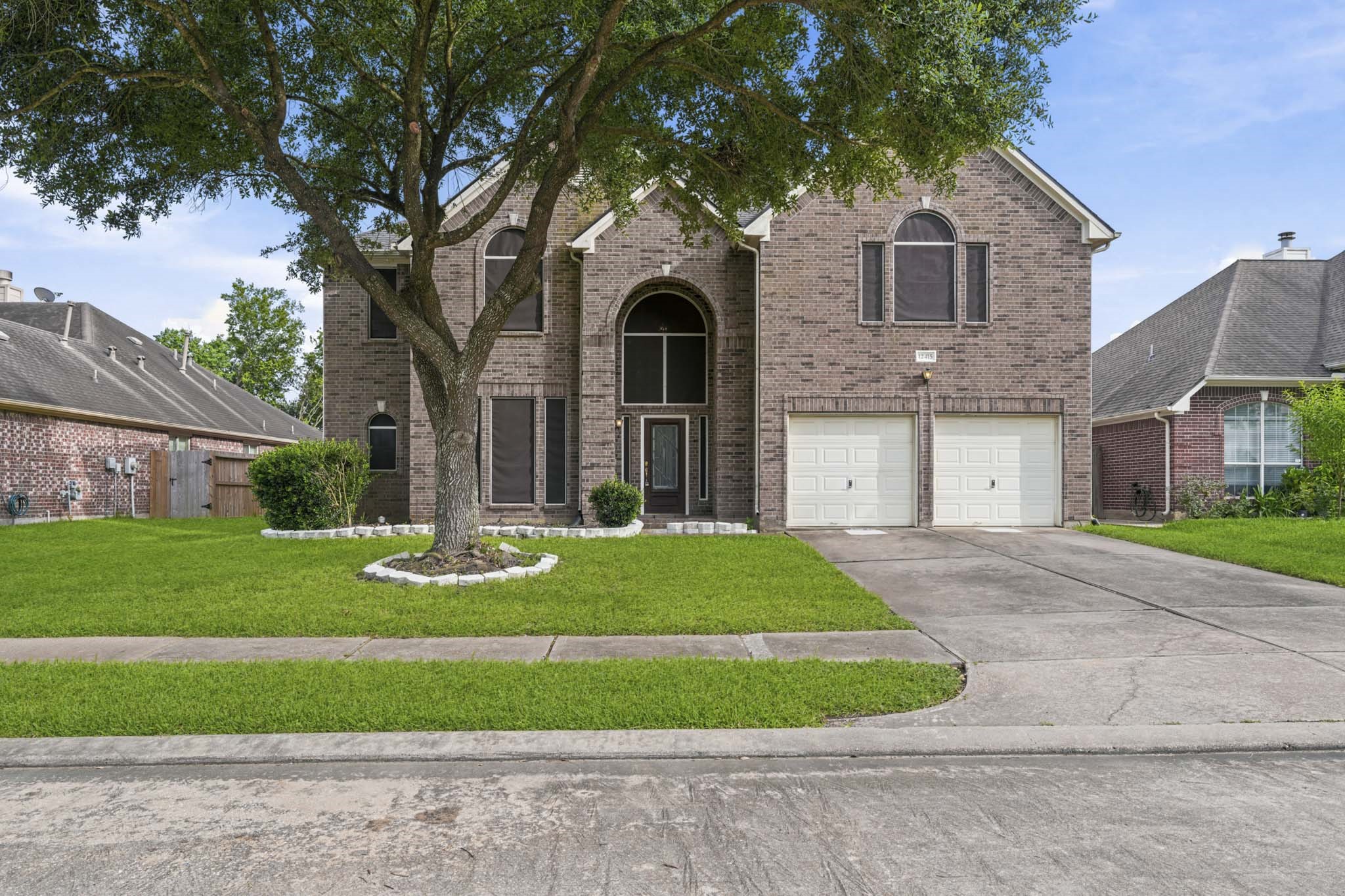 Listing photo 1