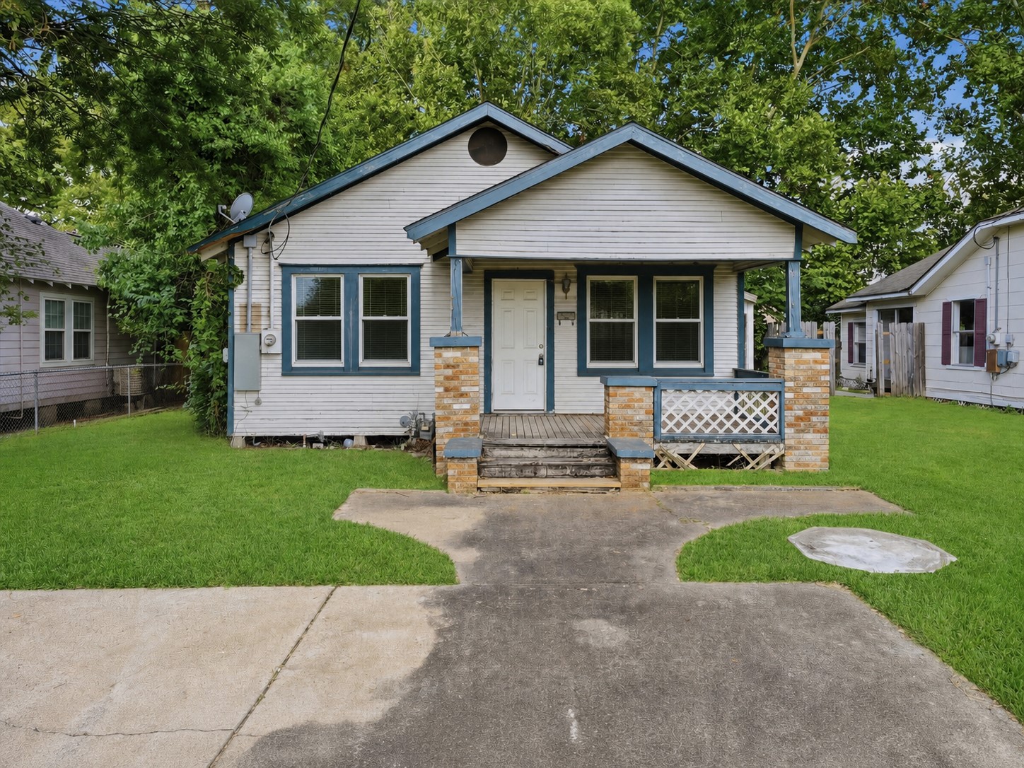 Listing photo 1