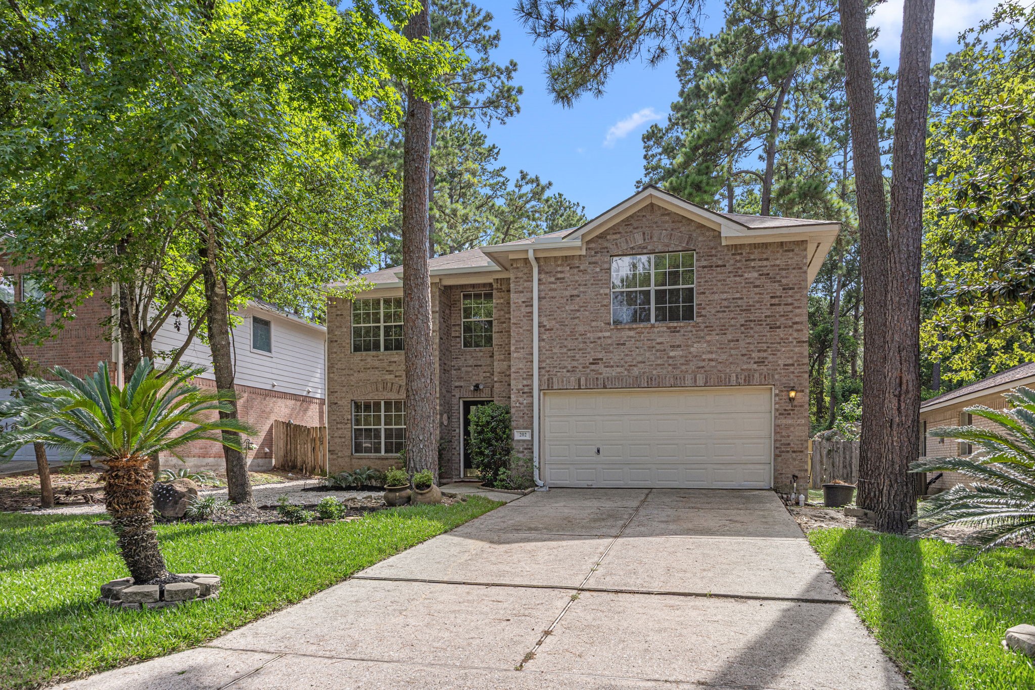 Listing photo 3