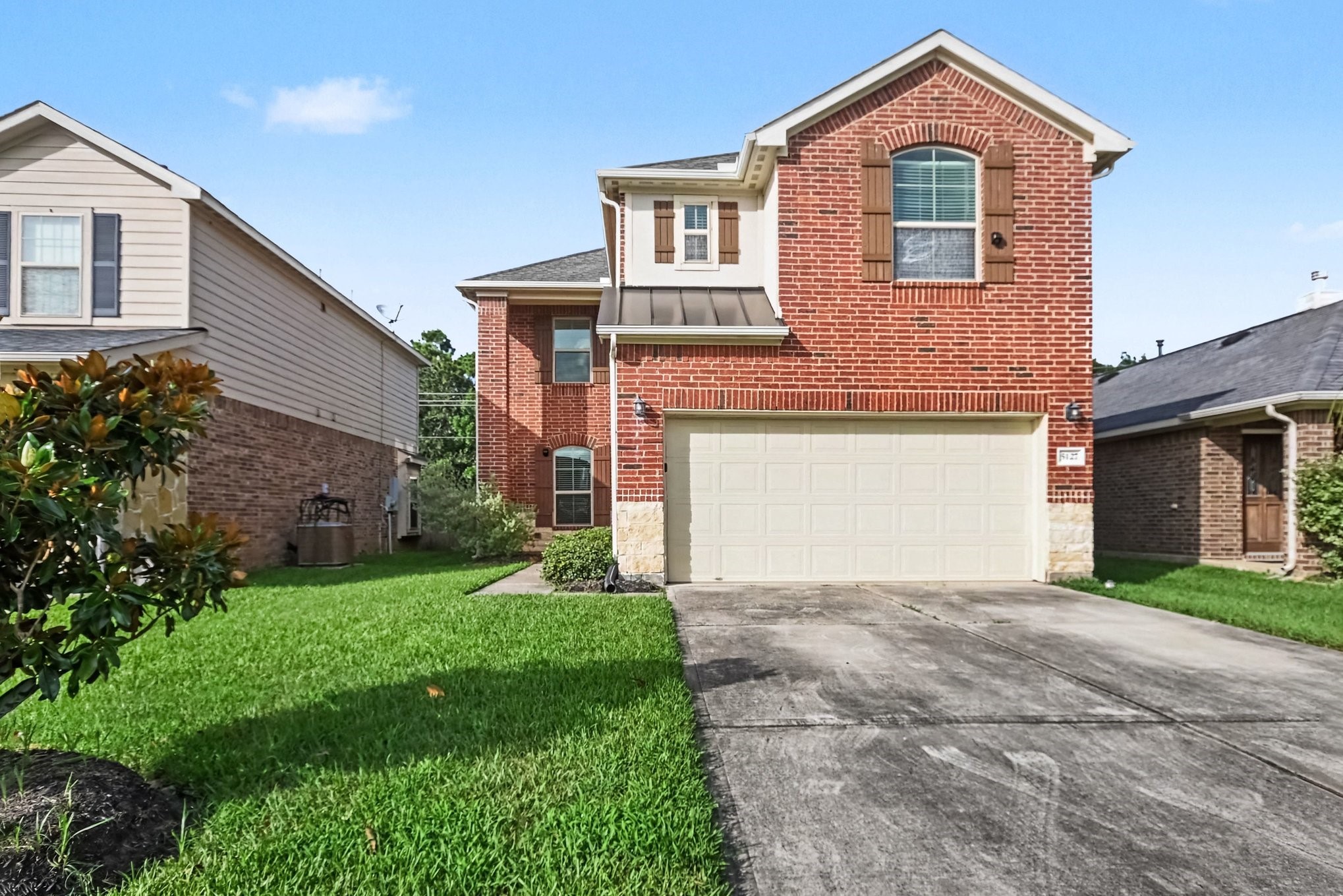 Listing photo 1