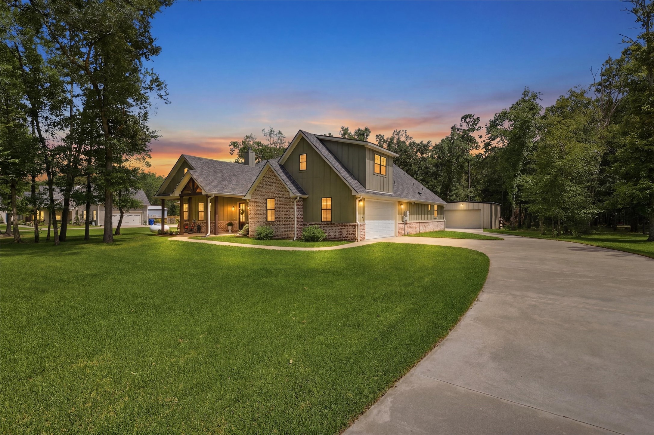 Listing photo 1