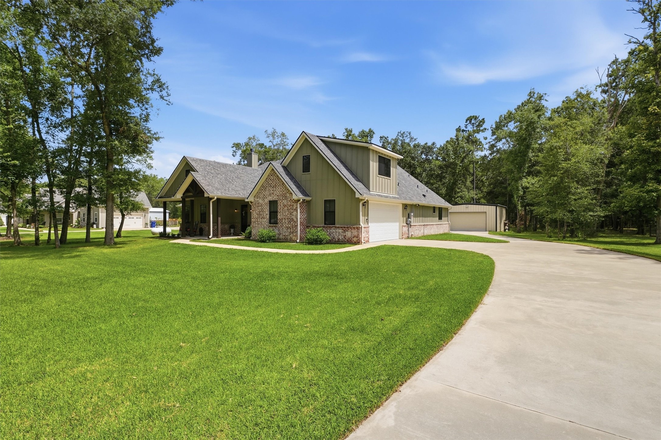 Listing photo 1