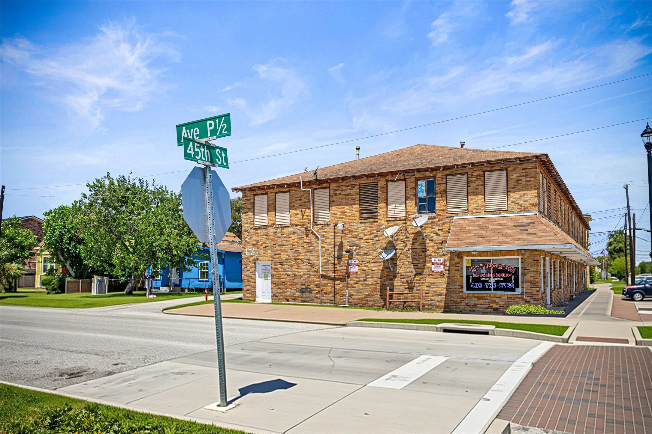 Listing photo 1