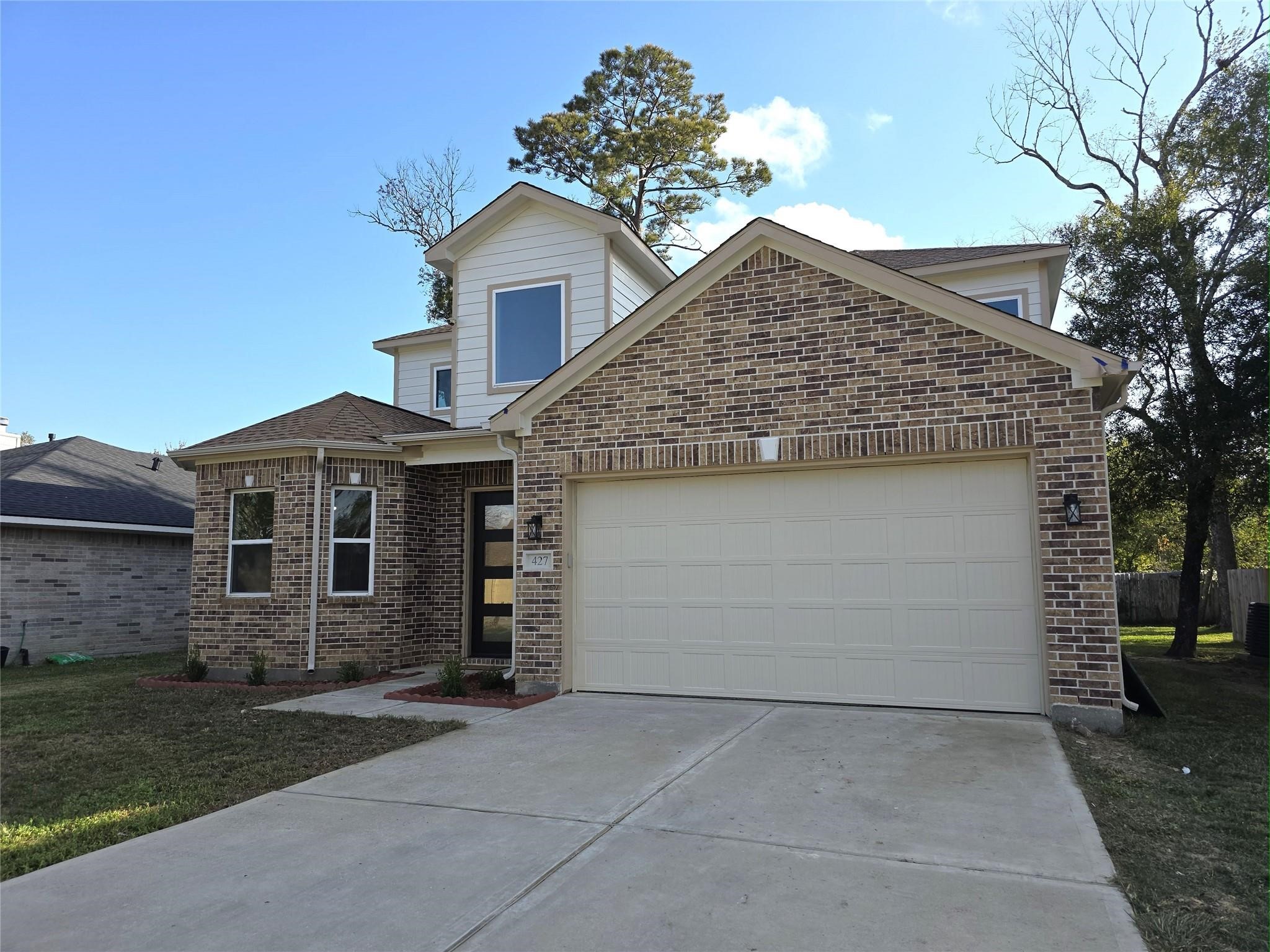 Listing photo 1