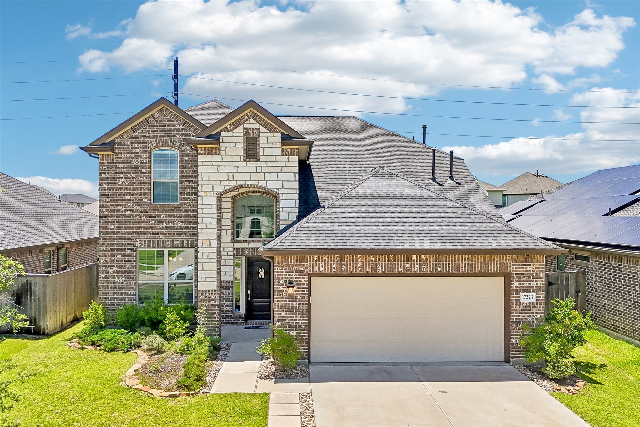 Listing photo 1