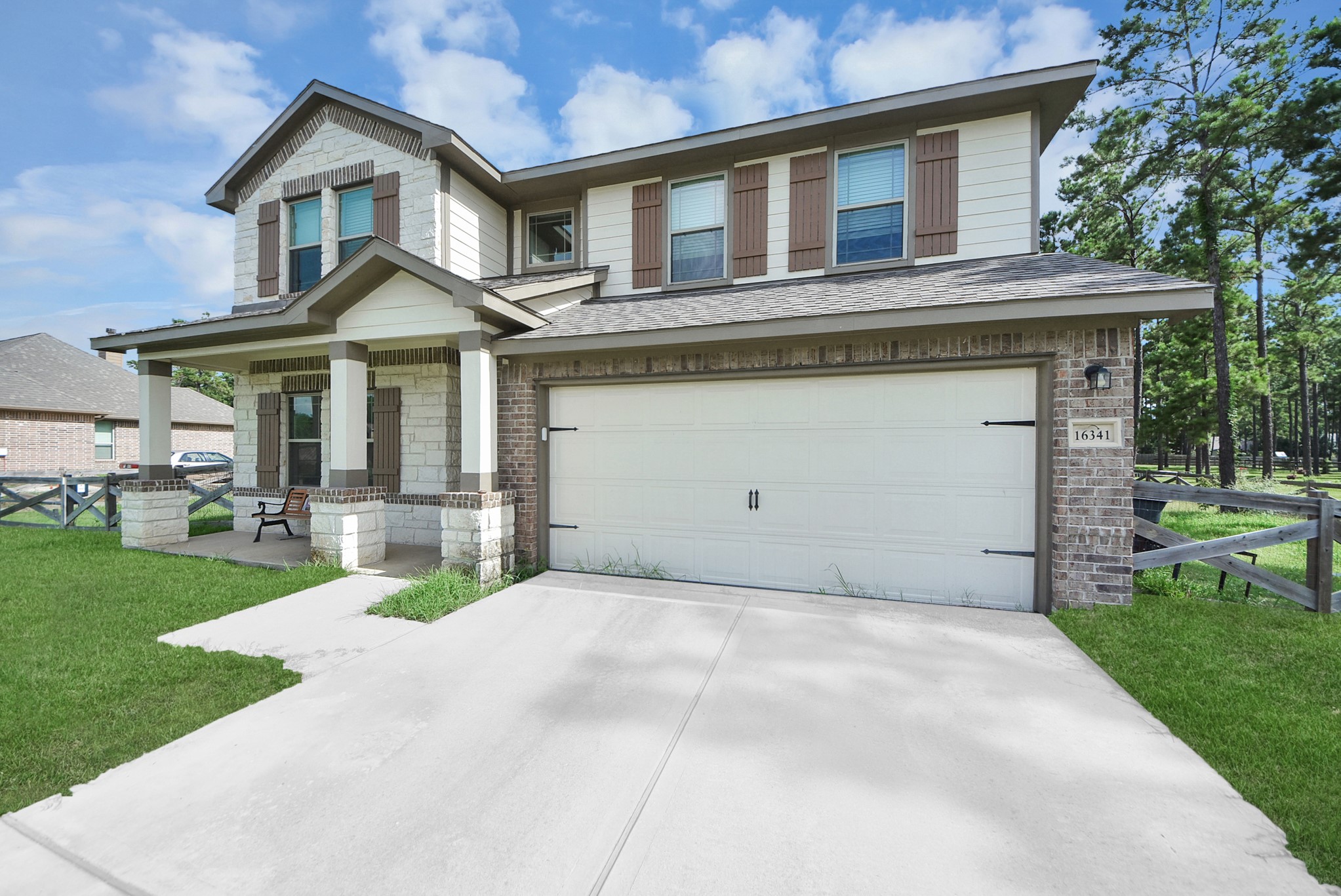 Listing photo 1
