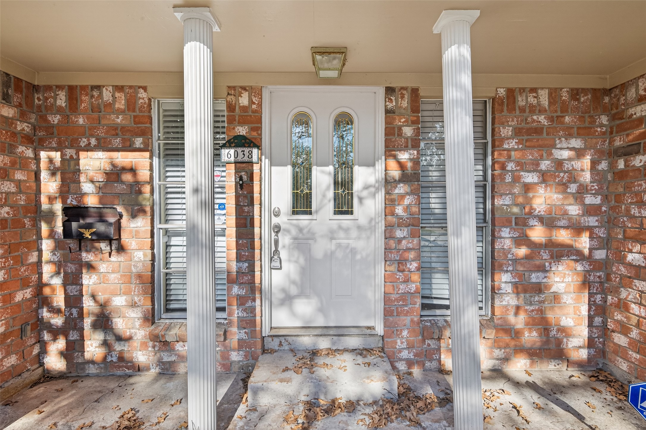 Listing photo 1