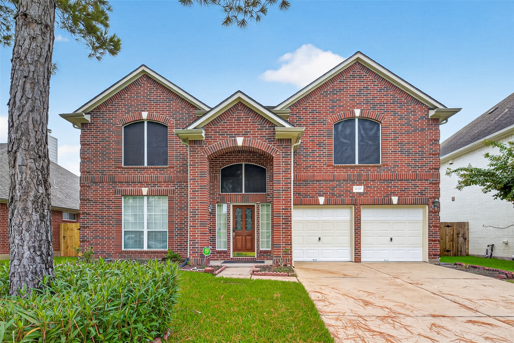 Listing photo 1