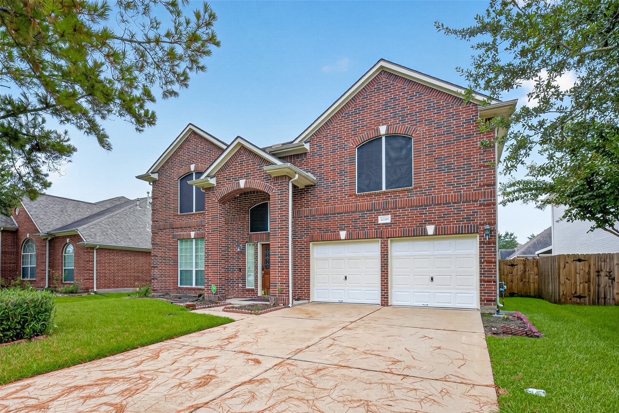 Listing photo 1