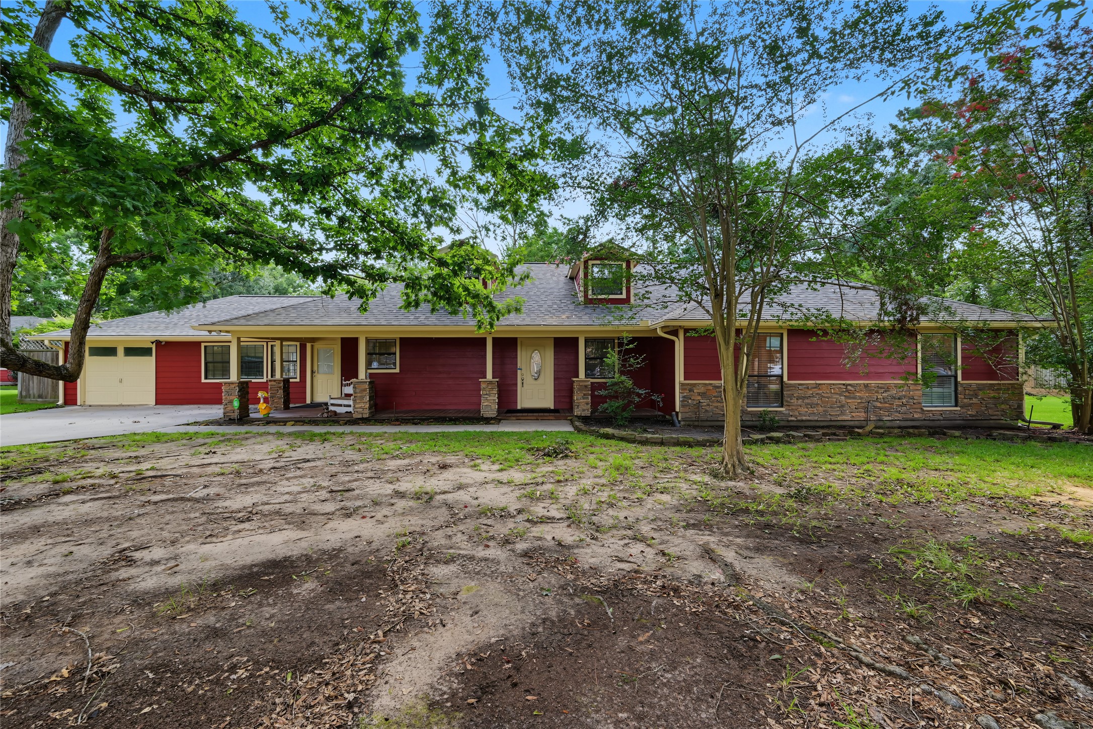 Listing photo 1