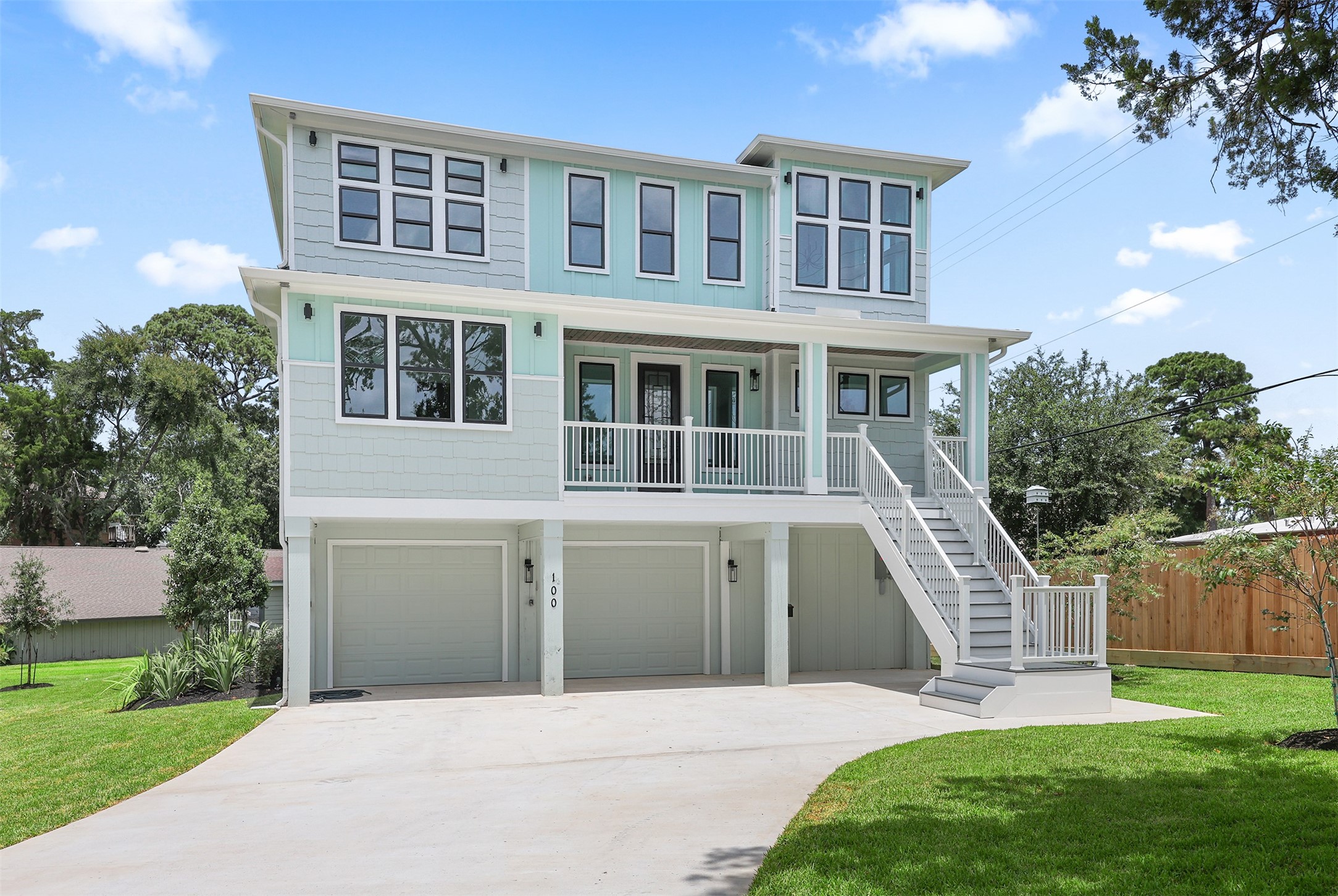 Listing photo 2