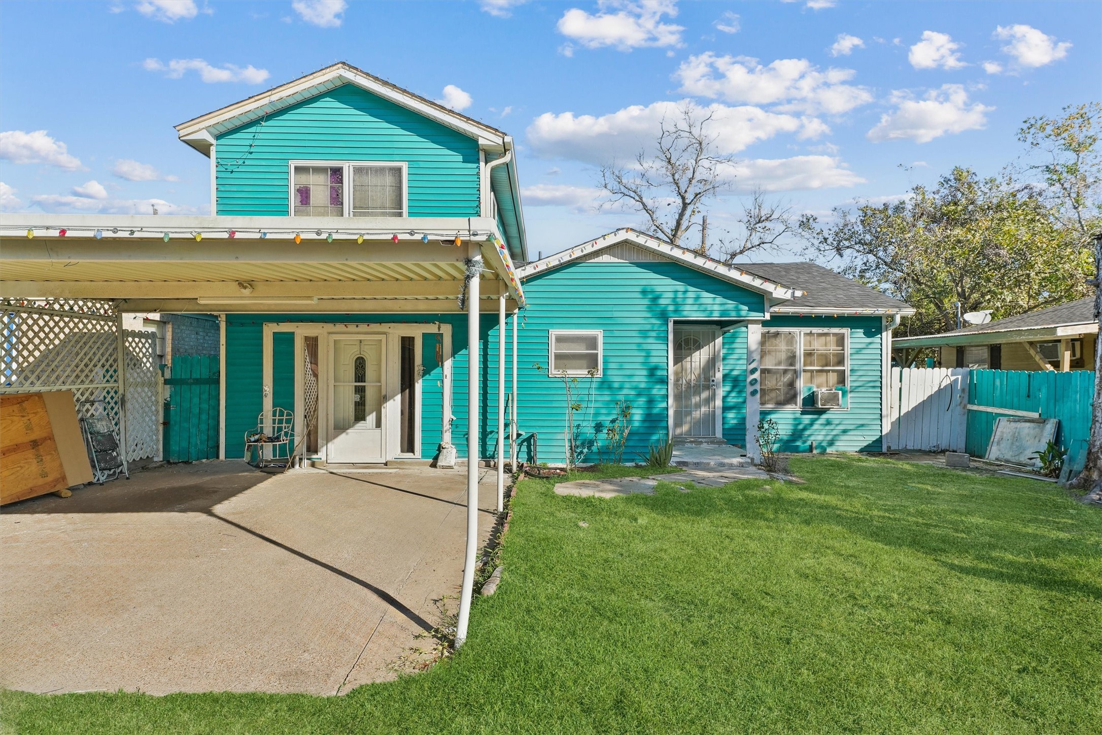 Listing photo 1