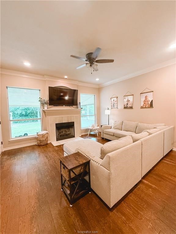 Listing photo 3