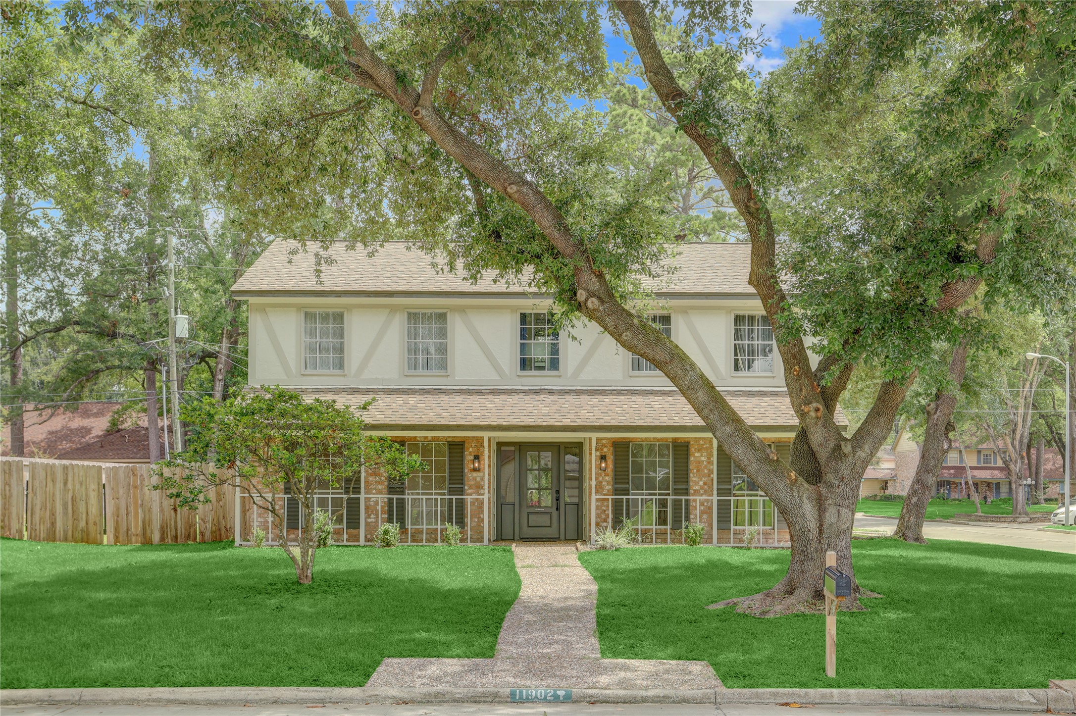 Listing photo 1