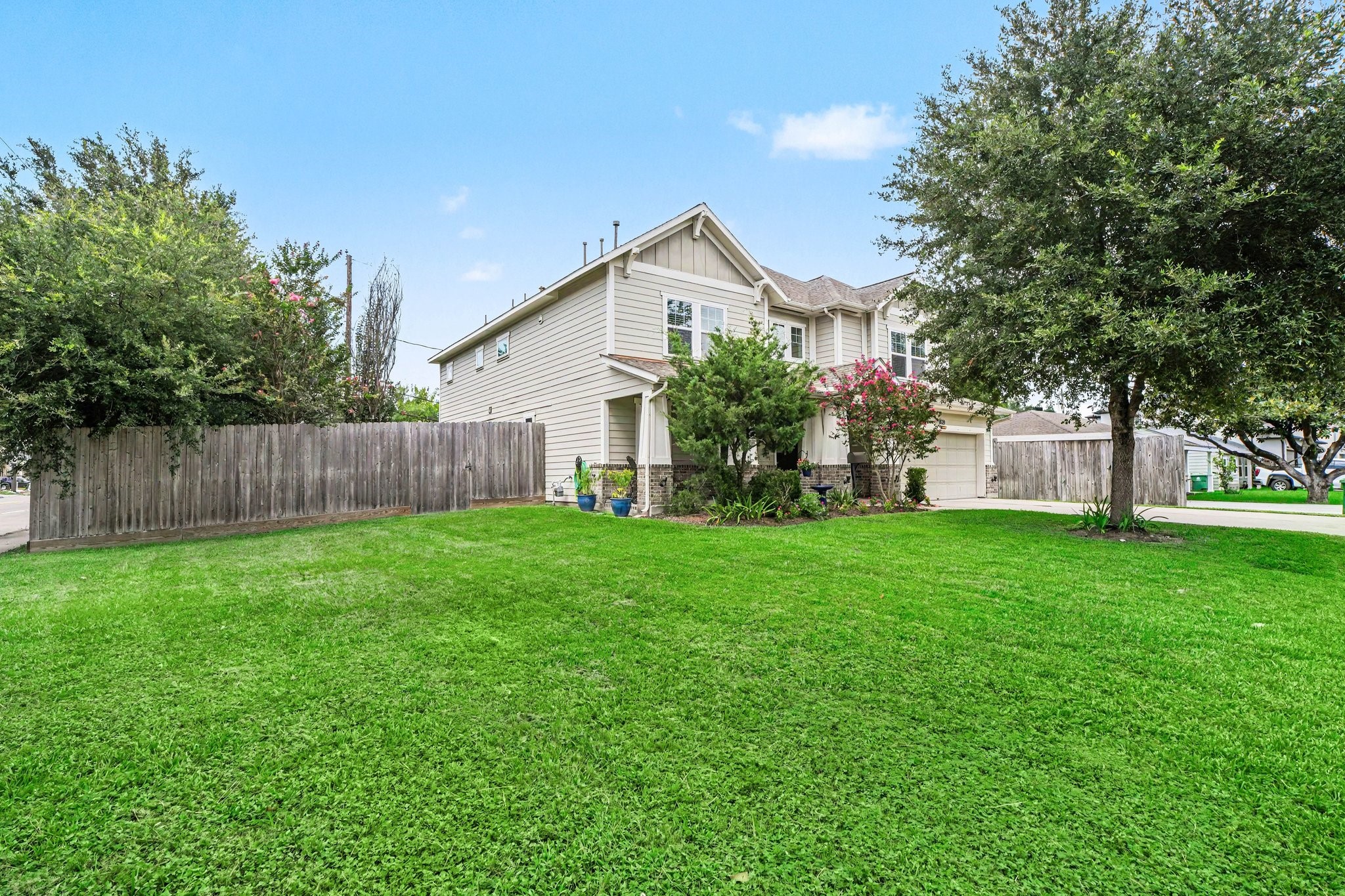Listing photo 5