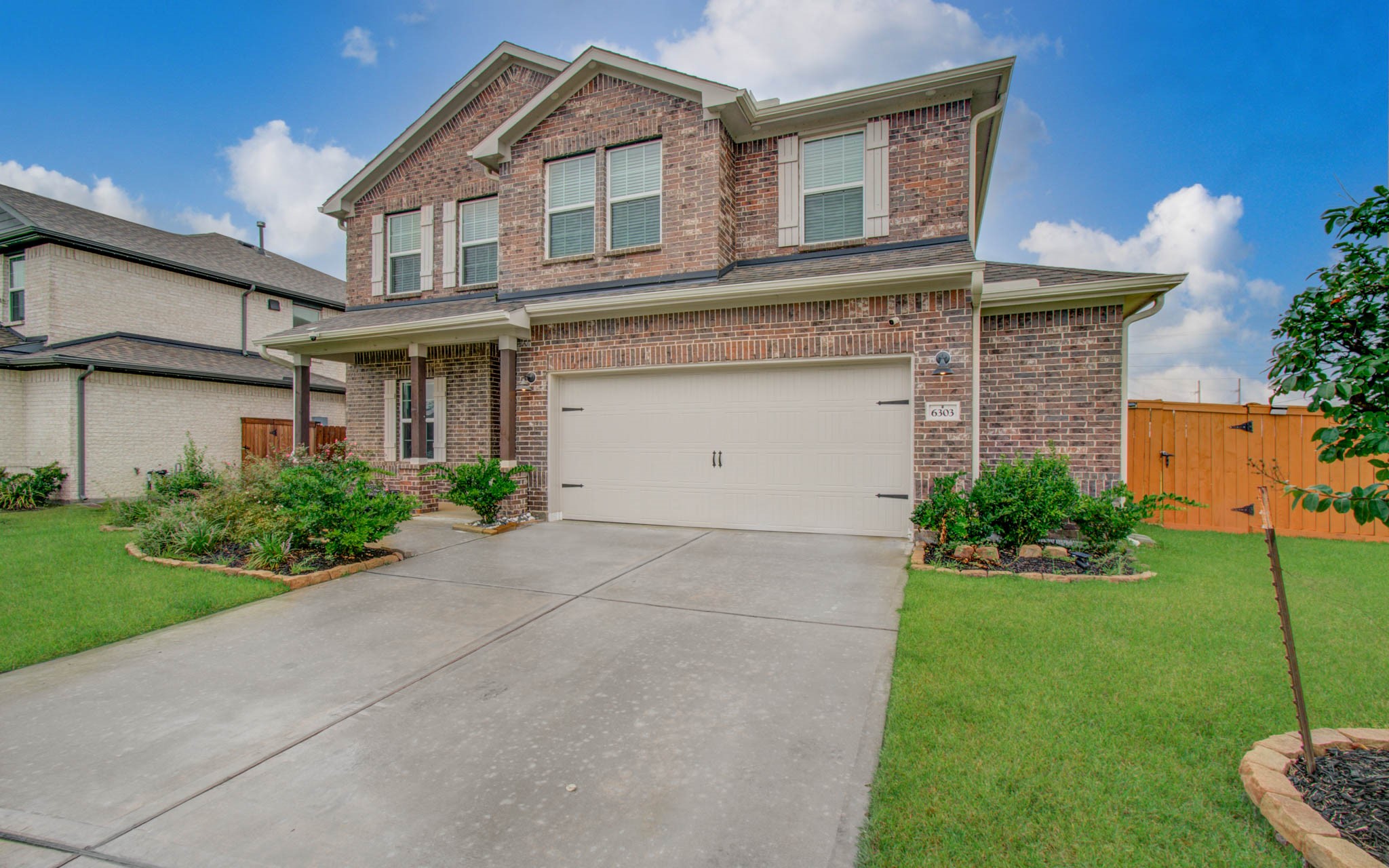 Listing photo 1