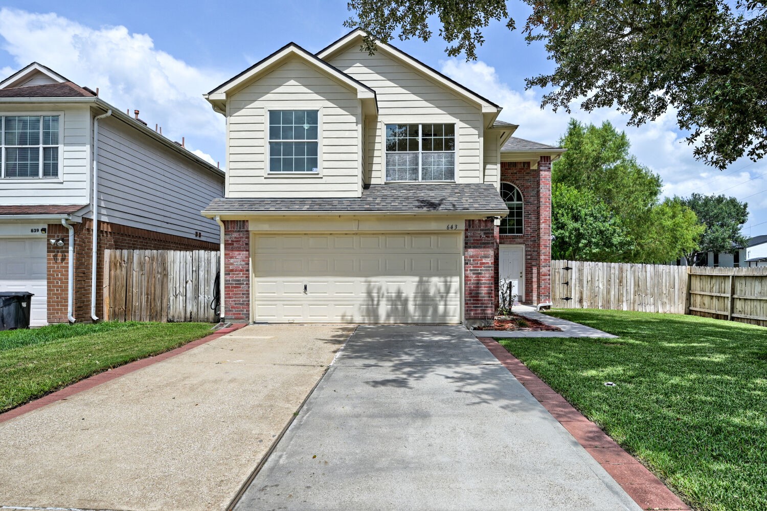 Listing photo 1