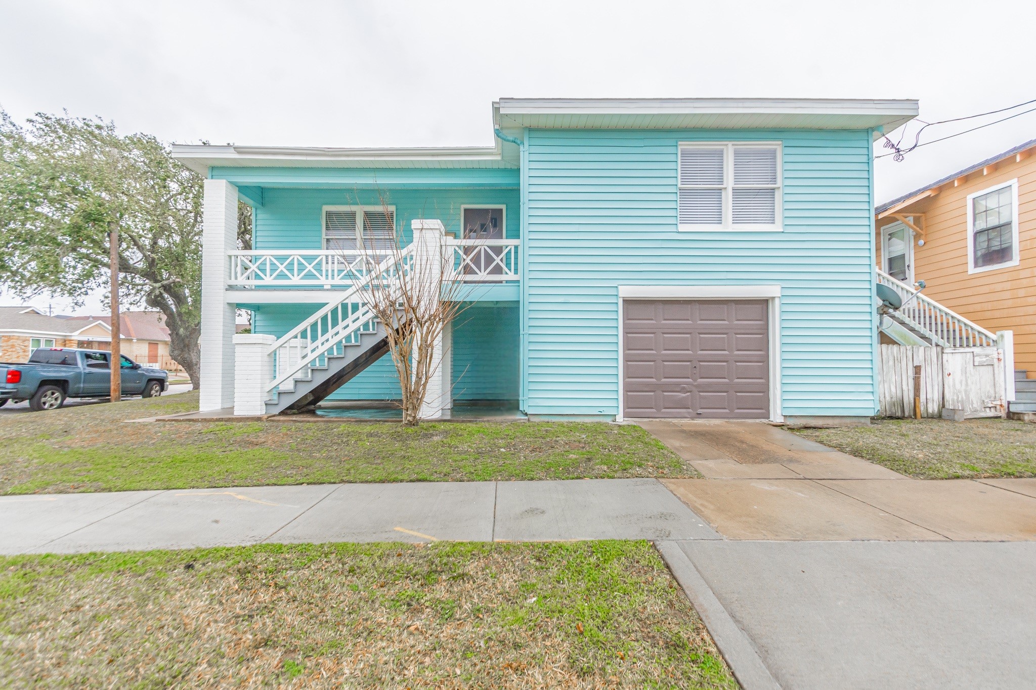 Listing photo 1