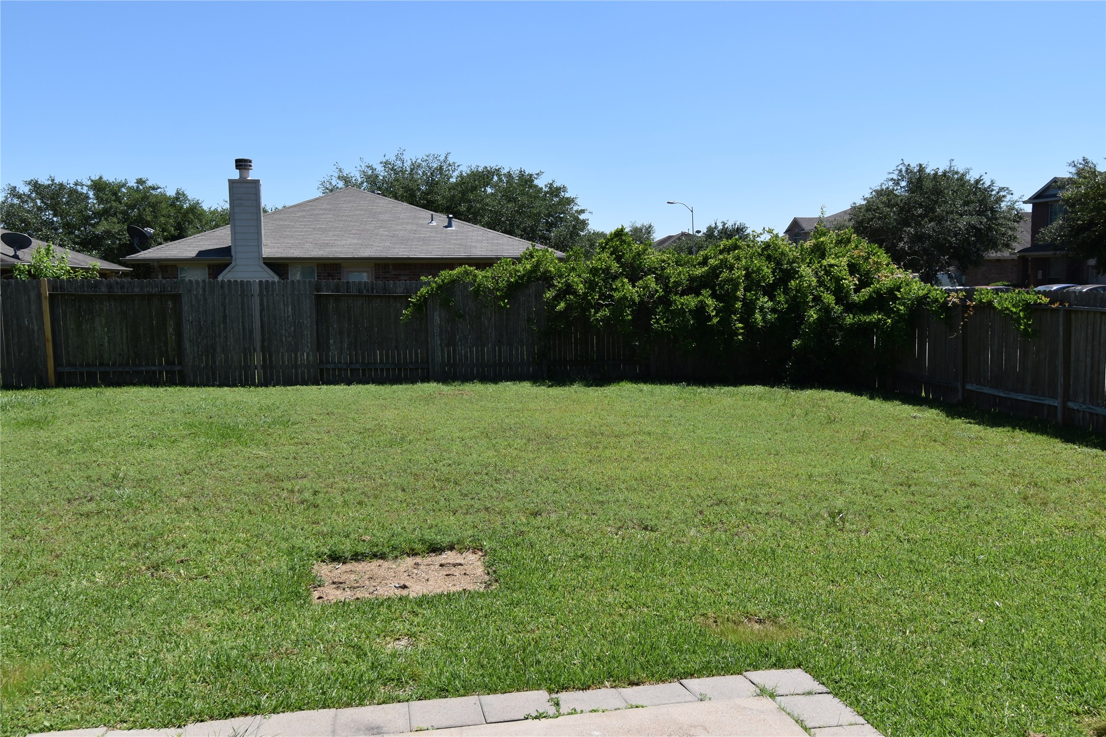 Listing photo 5