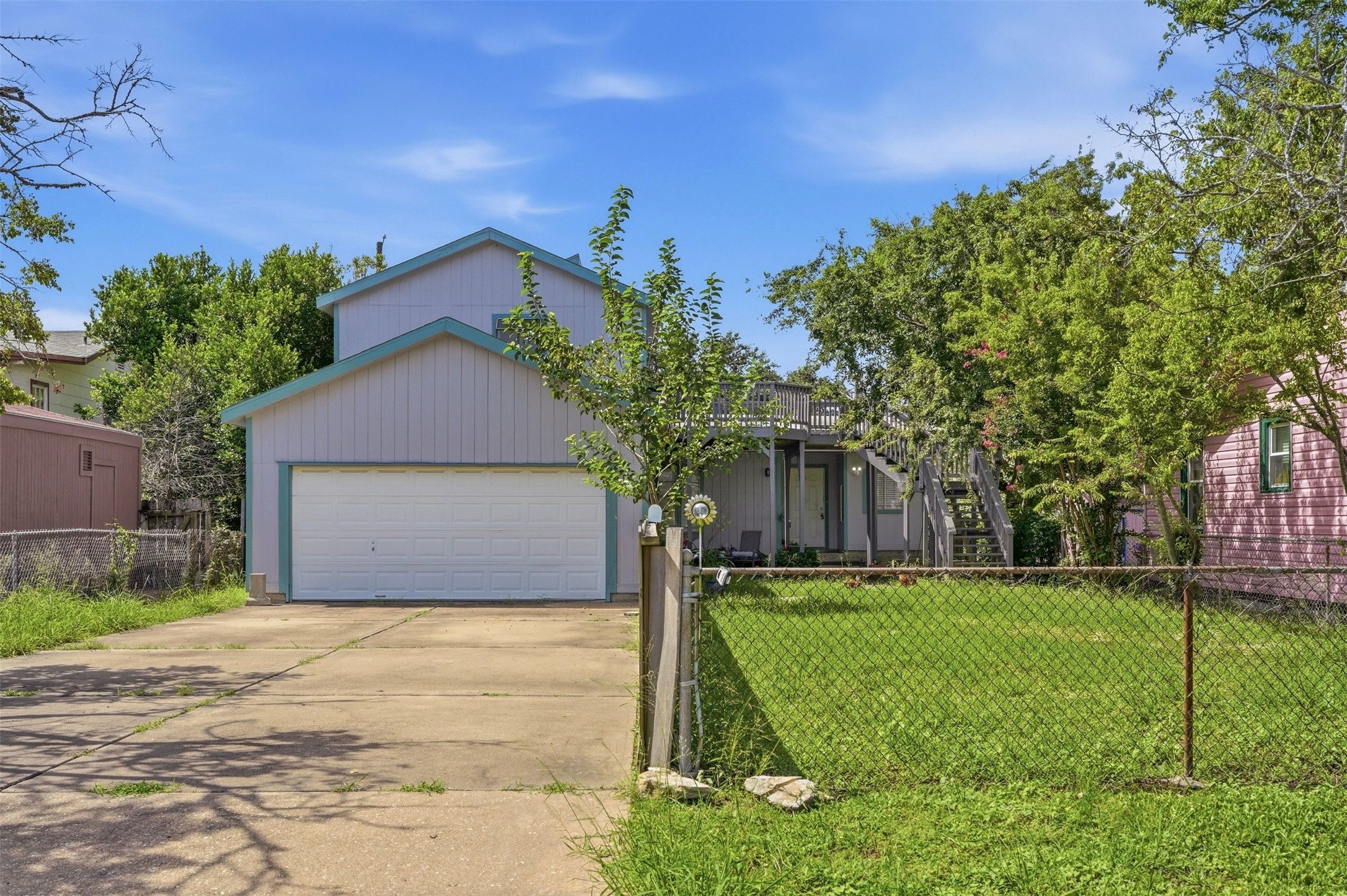 Listing photo 1