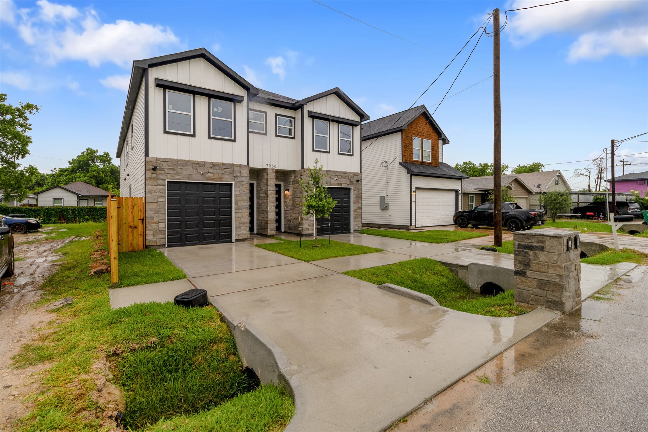 Listing photo 1