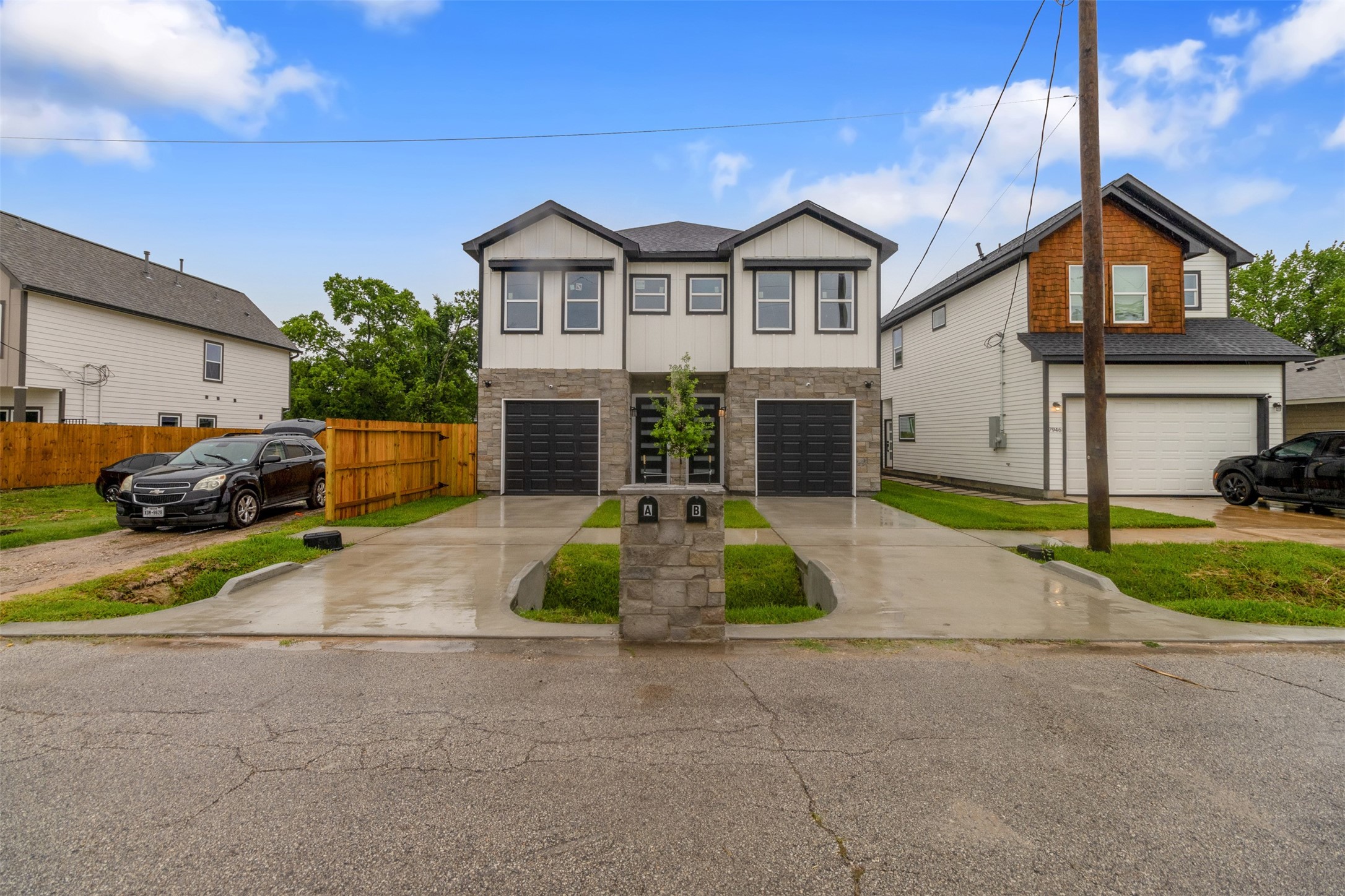 Listing photo 1
