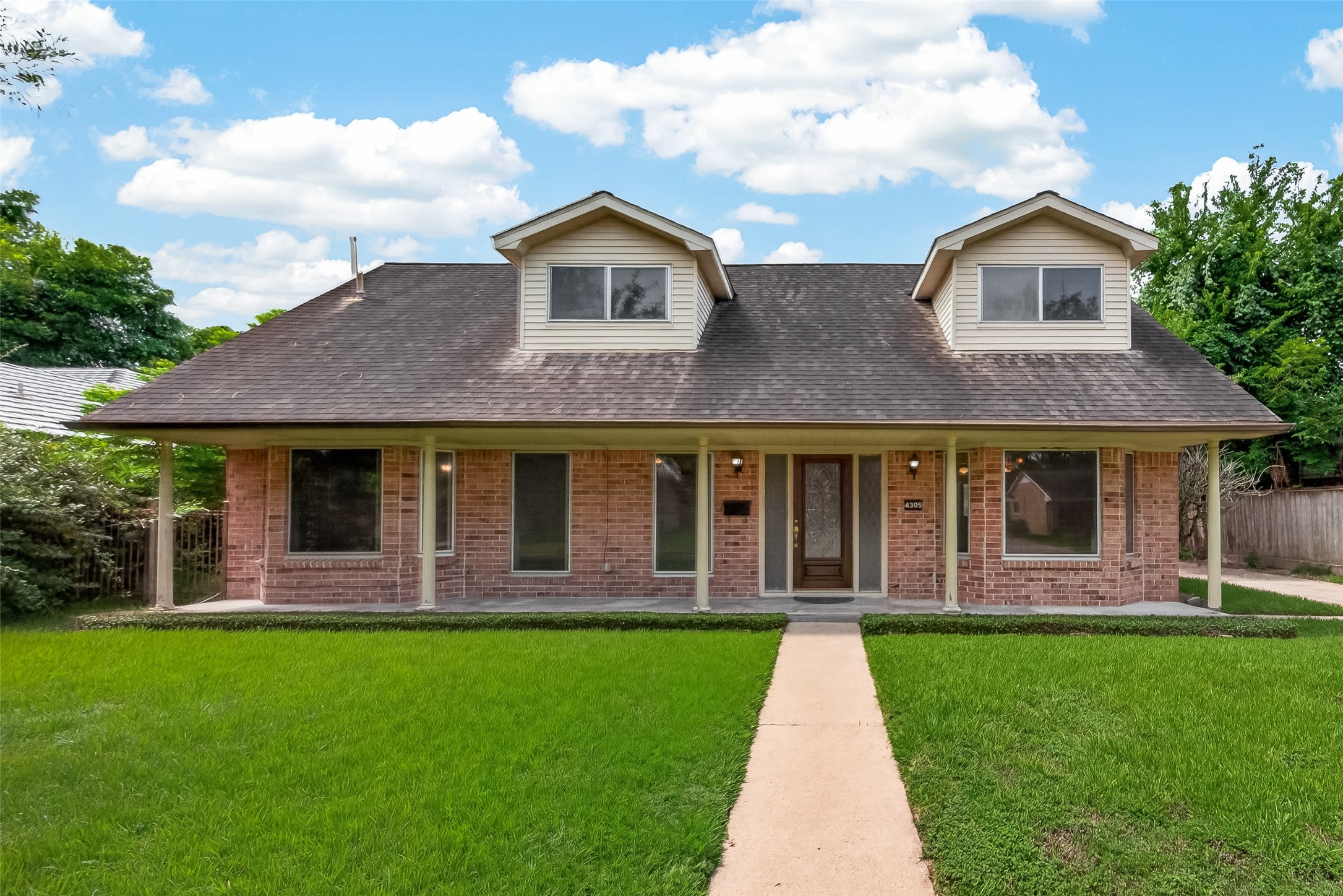 Listing photo 1
