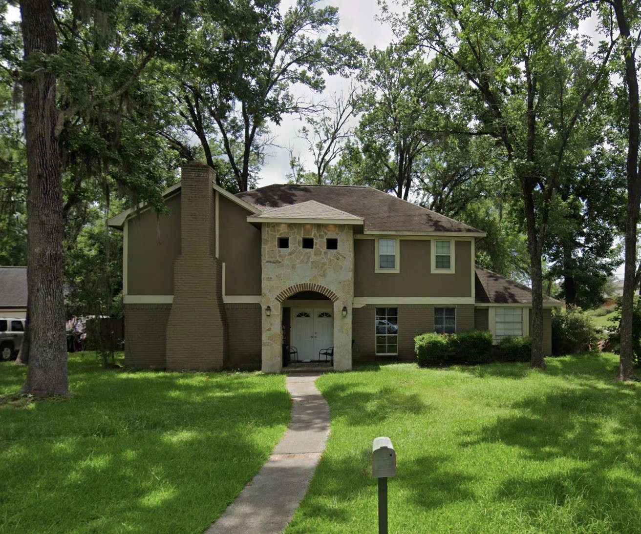 Listing photo 1
