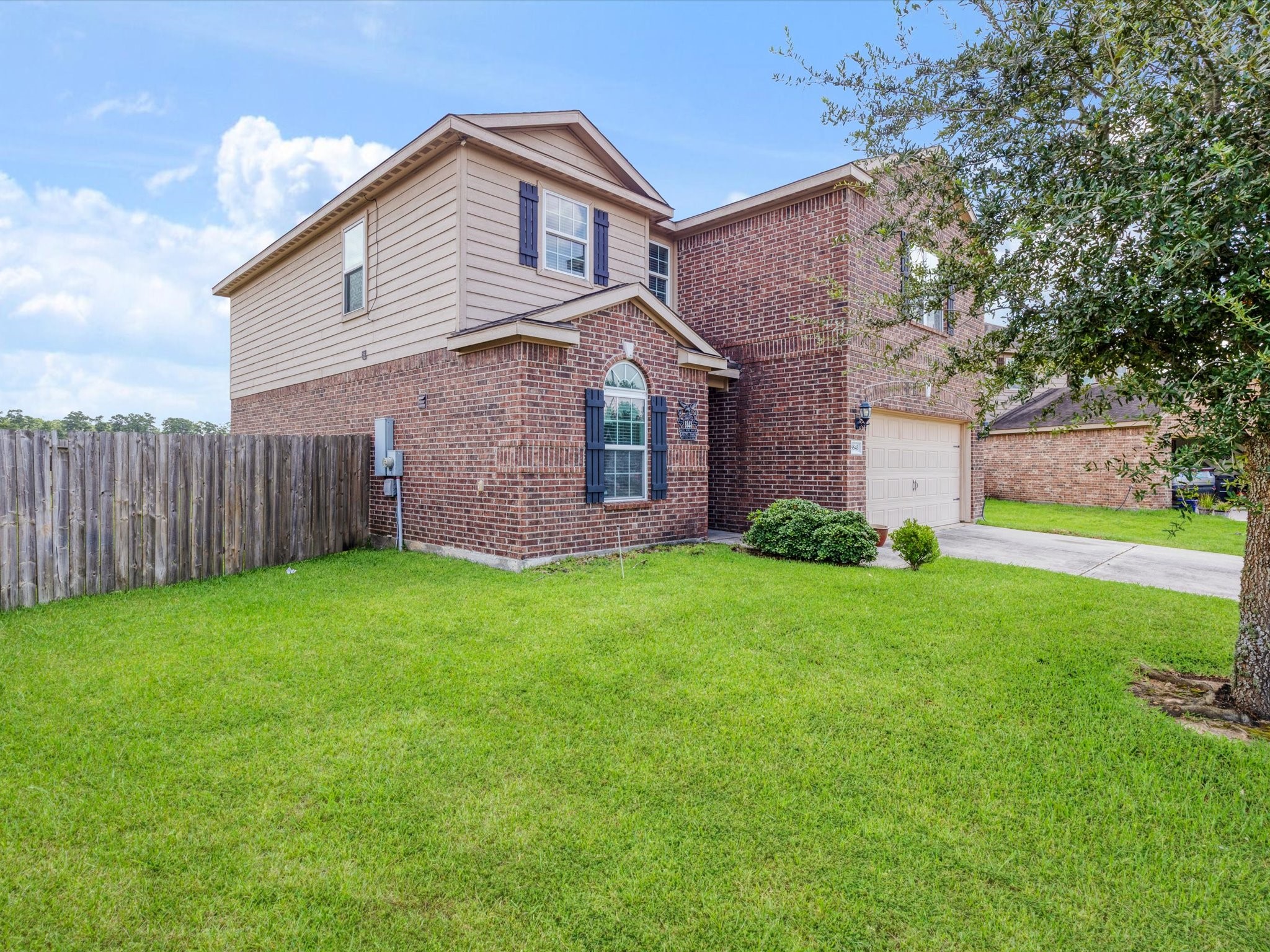 Listing photo 1