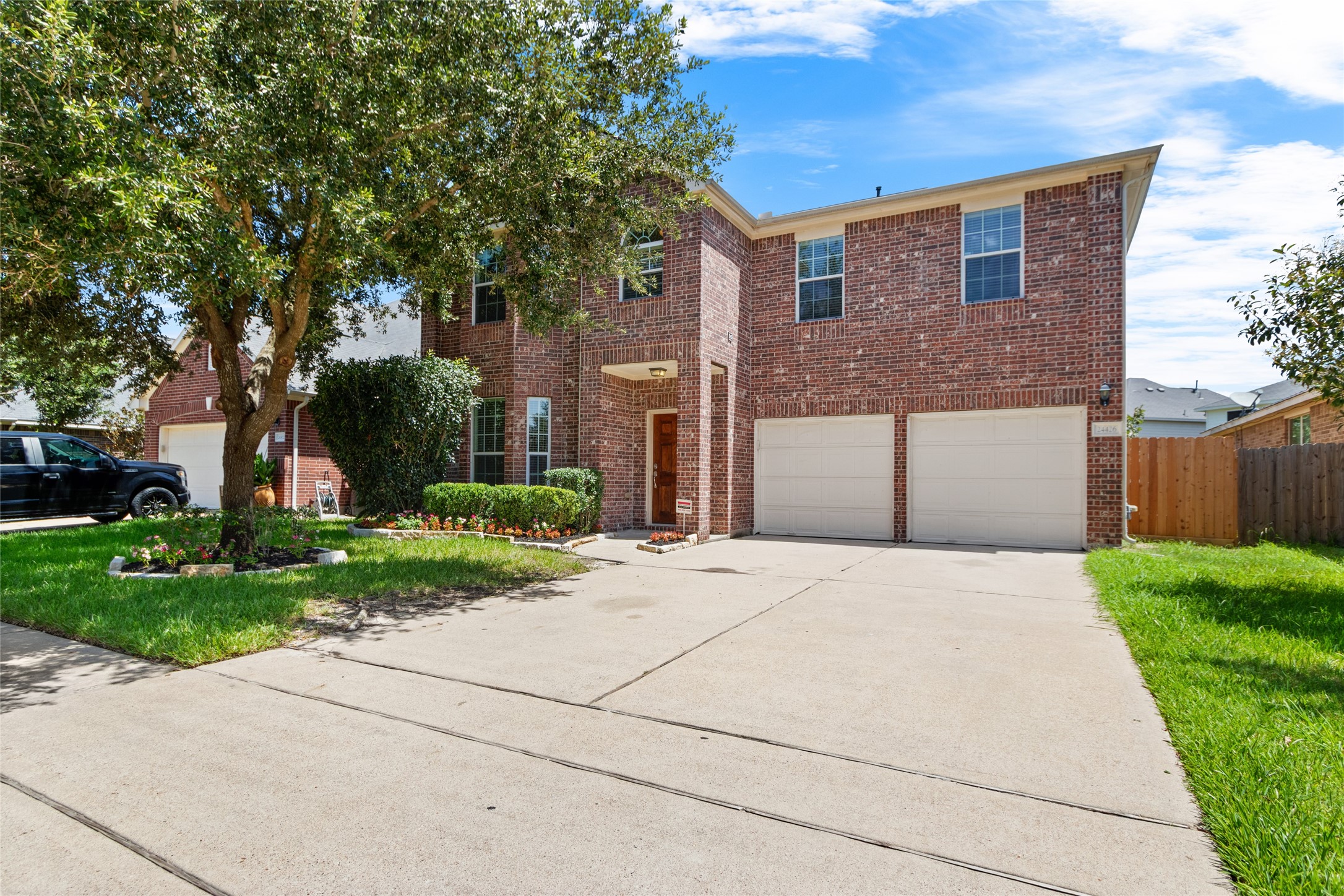 Listing photo 1