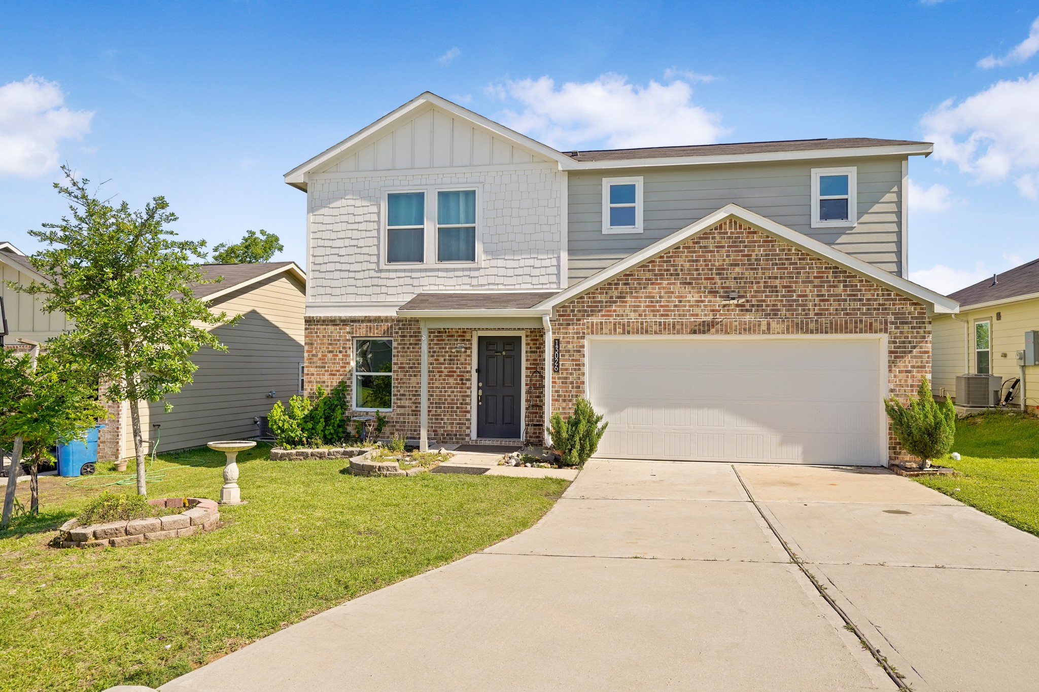 Listing photo 1
