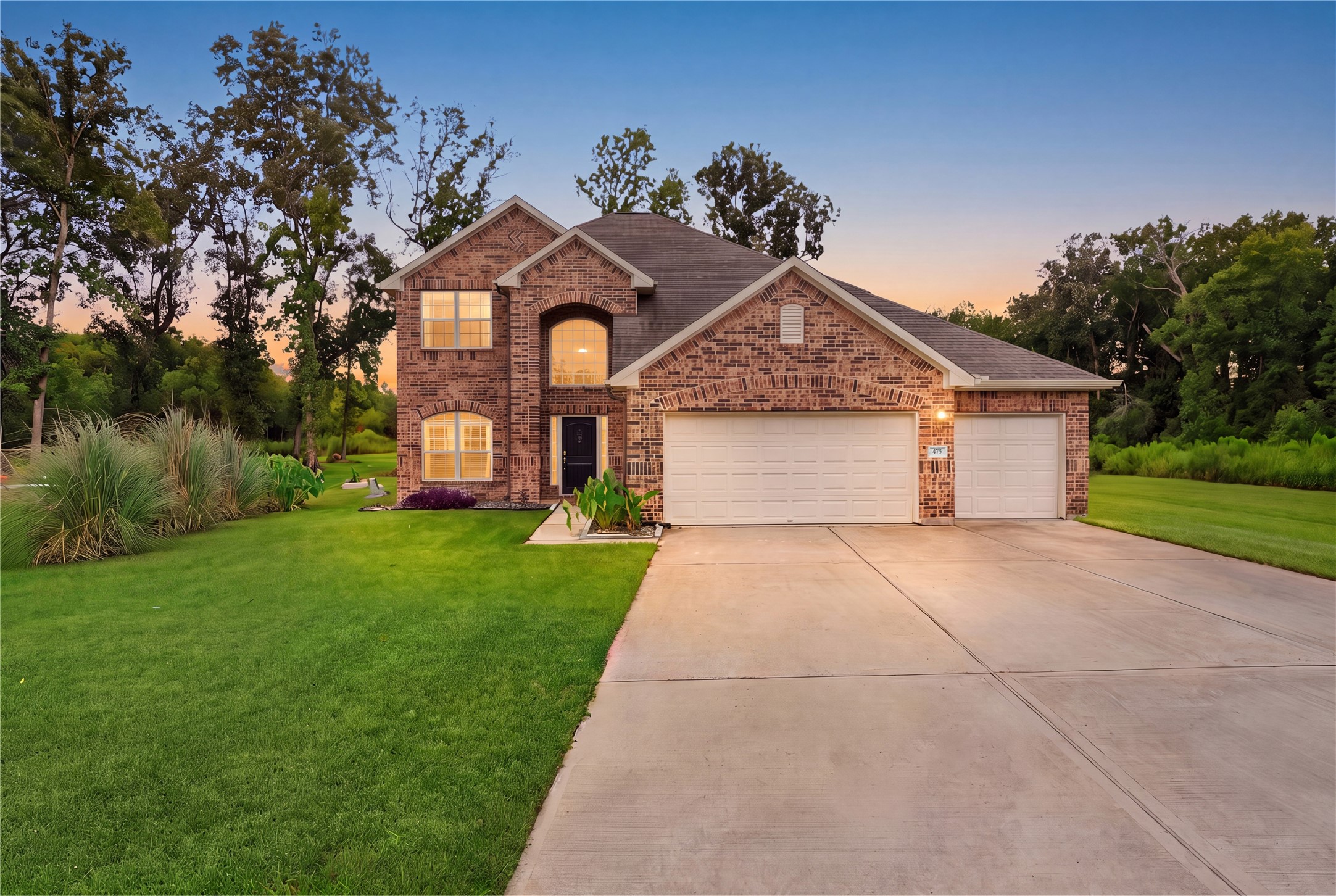 Listing photo 1