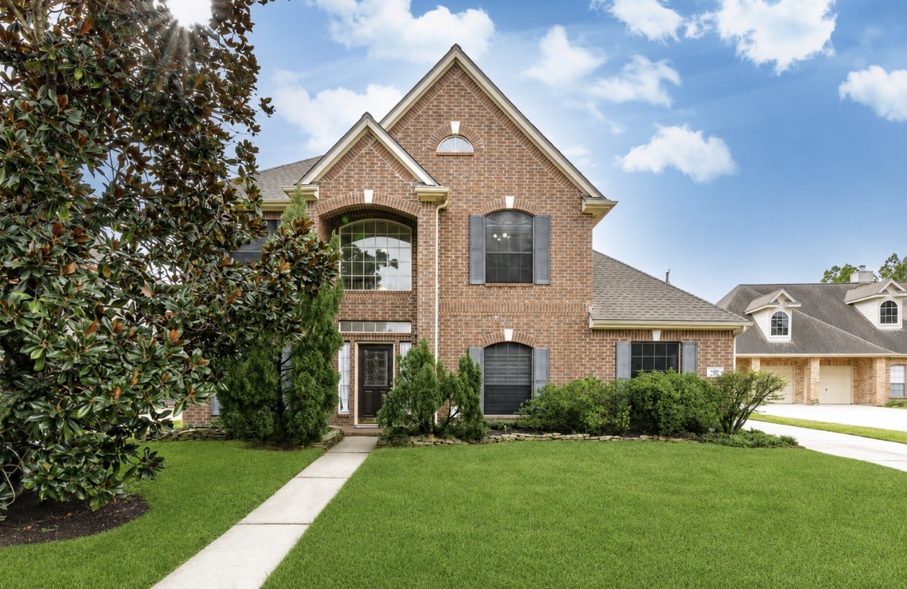 Listing photo 1