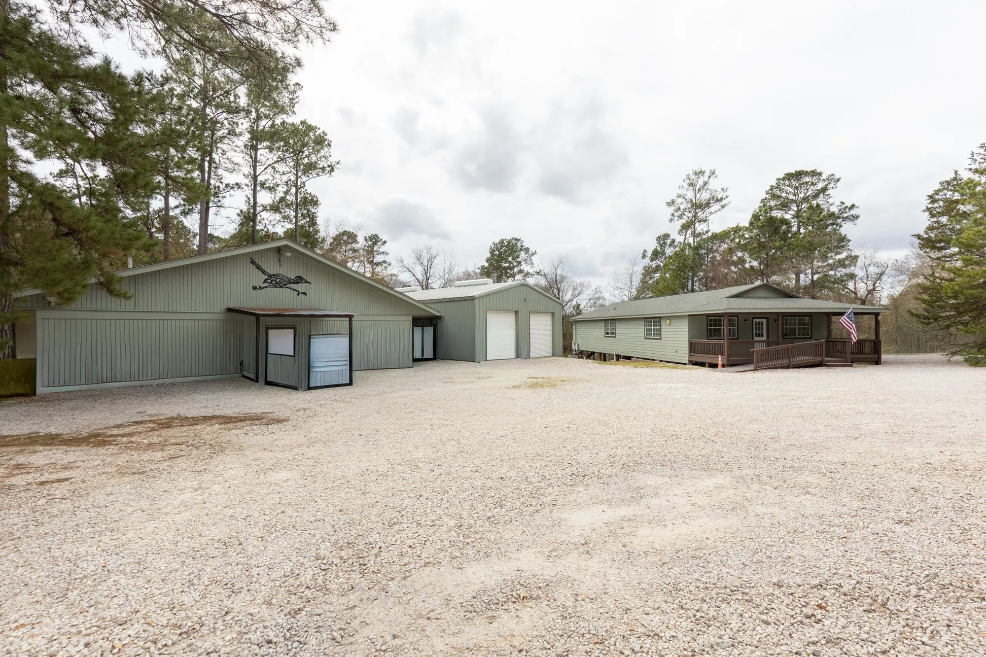 Listing photo 1