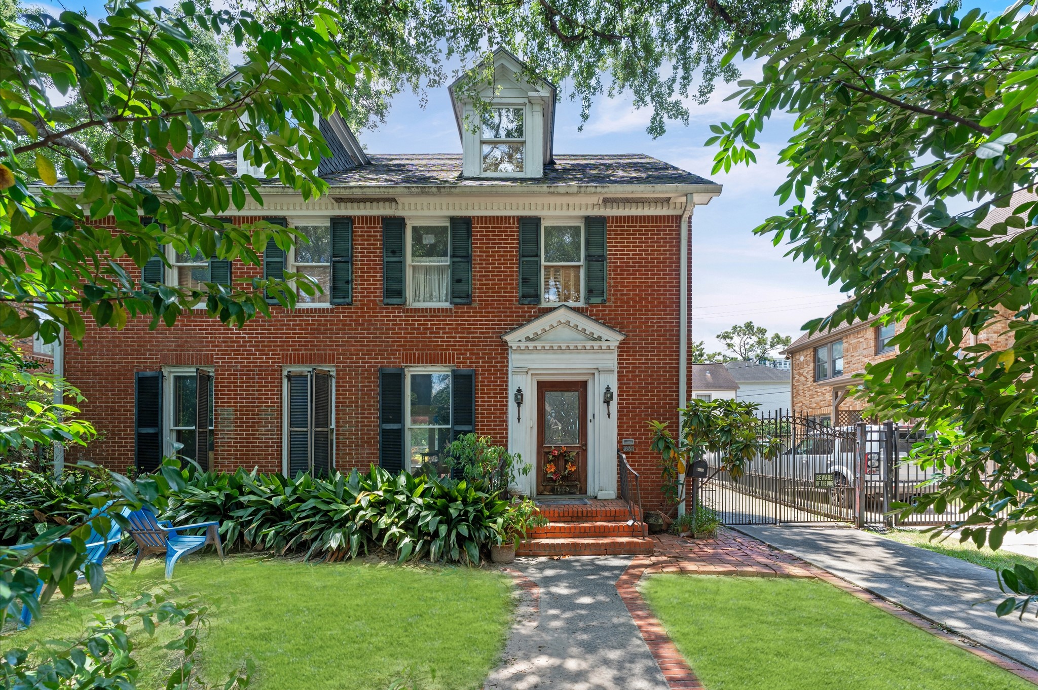 Listing photo 1