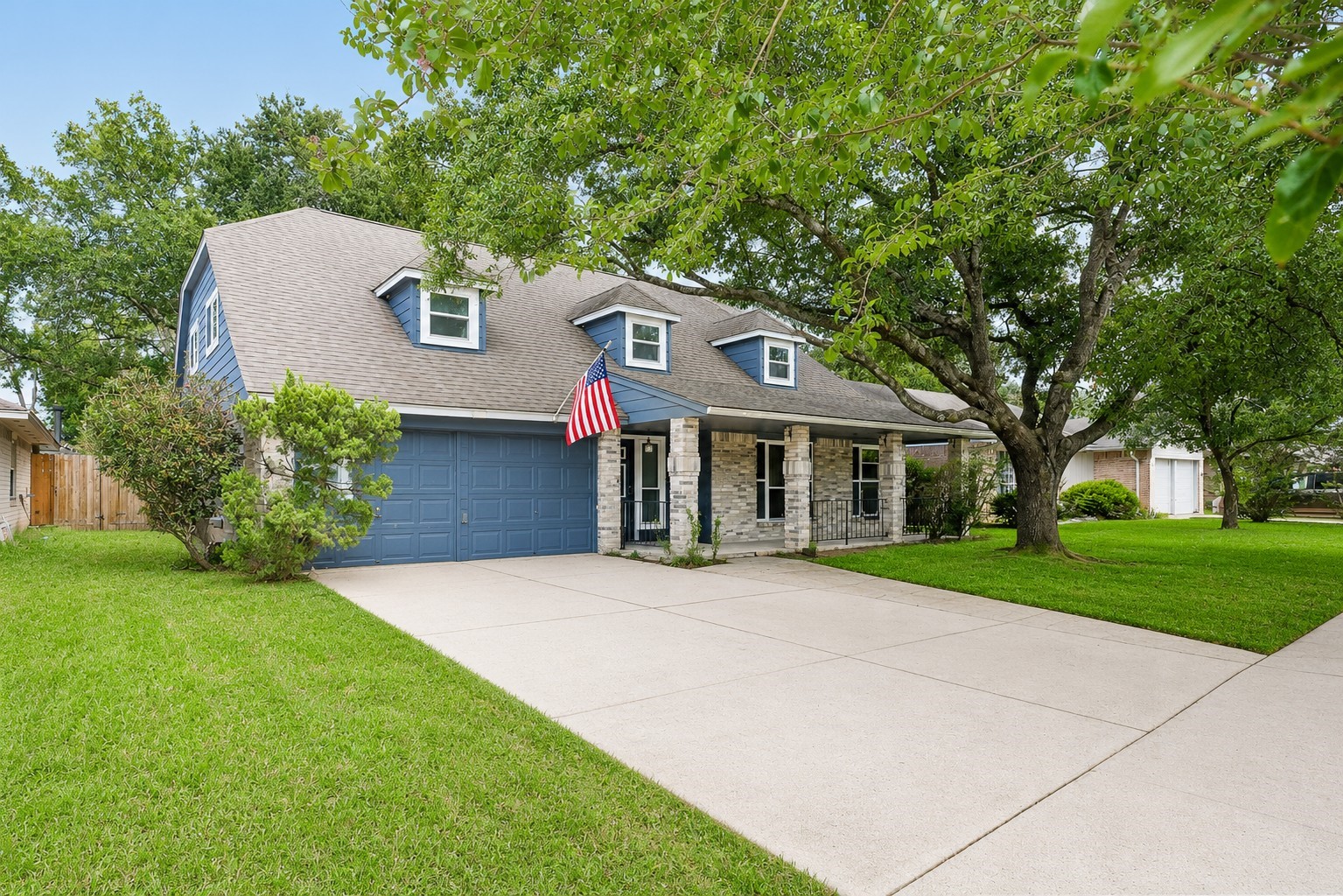 Listing photo 1