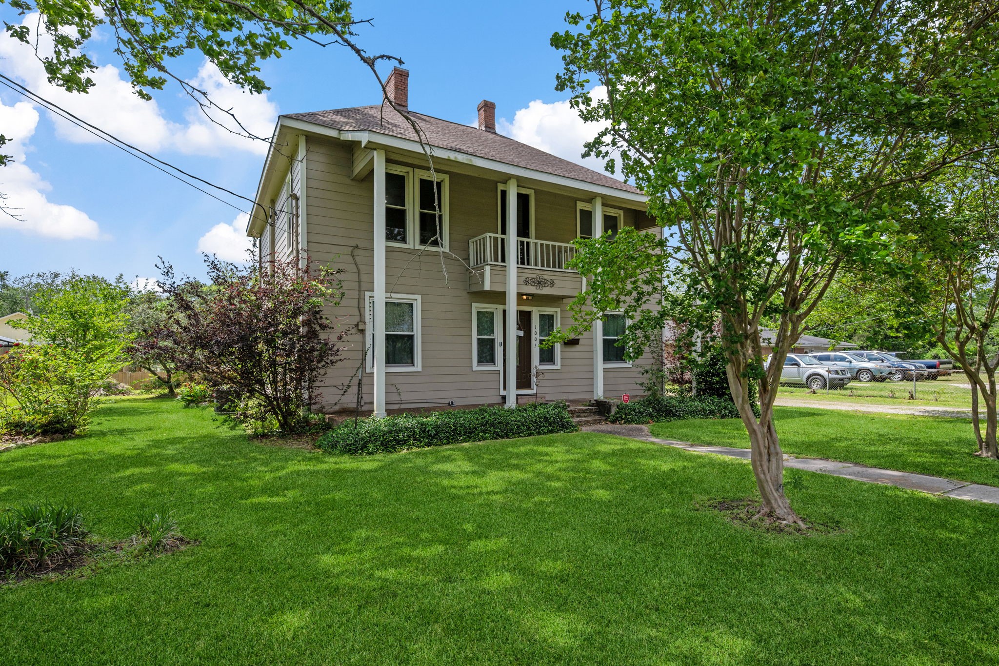 Listing photo 1
