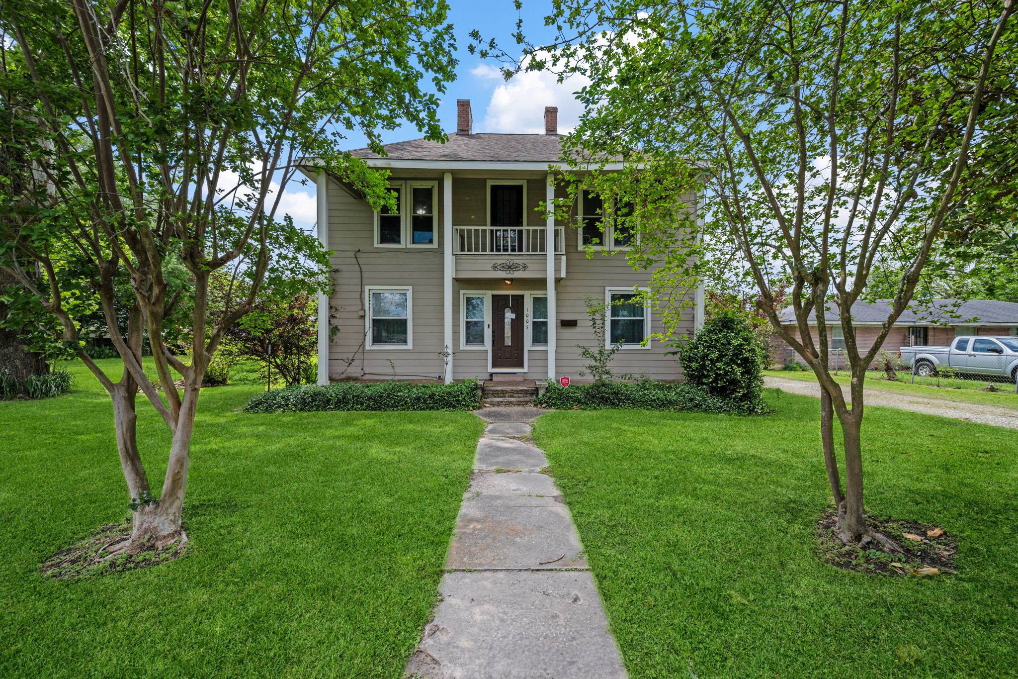 Listing photo 1