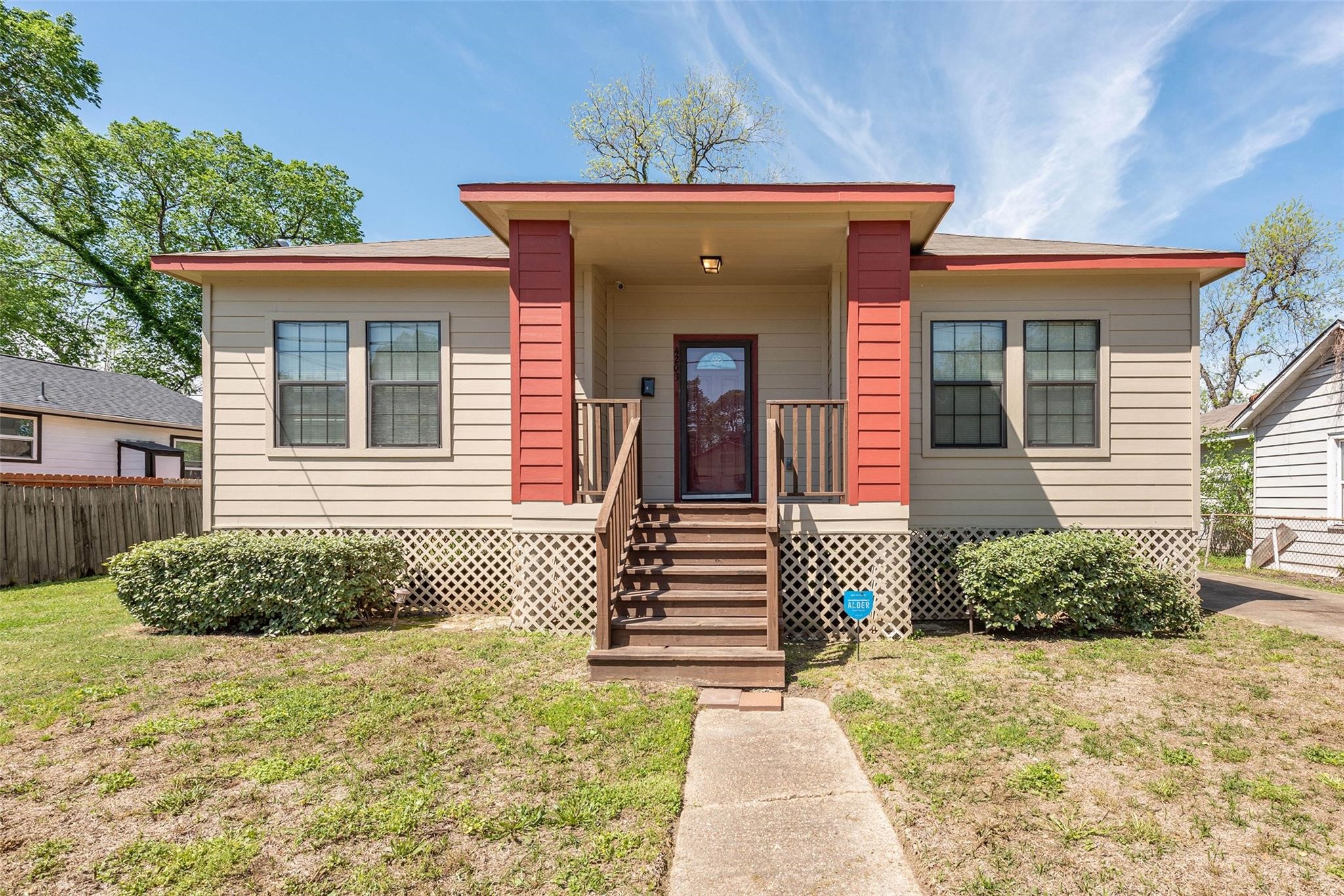 Listing photo 1